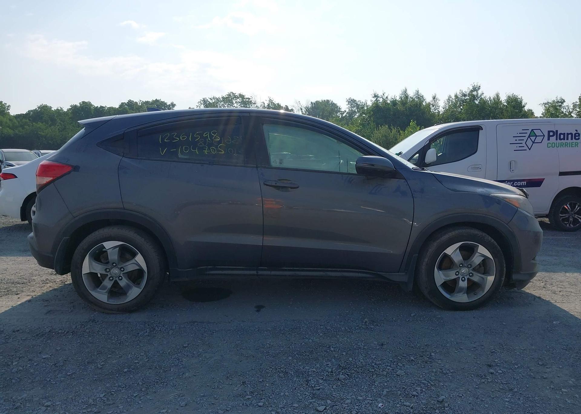 2017 HONDA HR-V EX