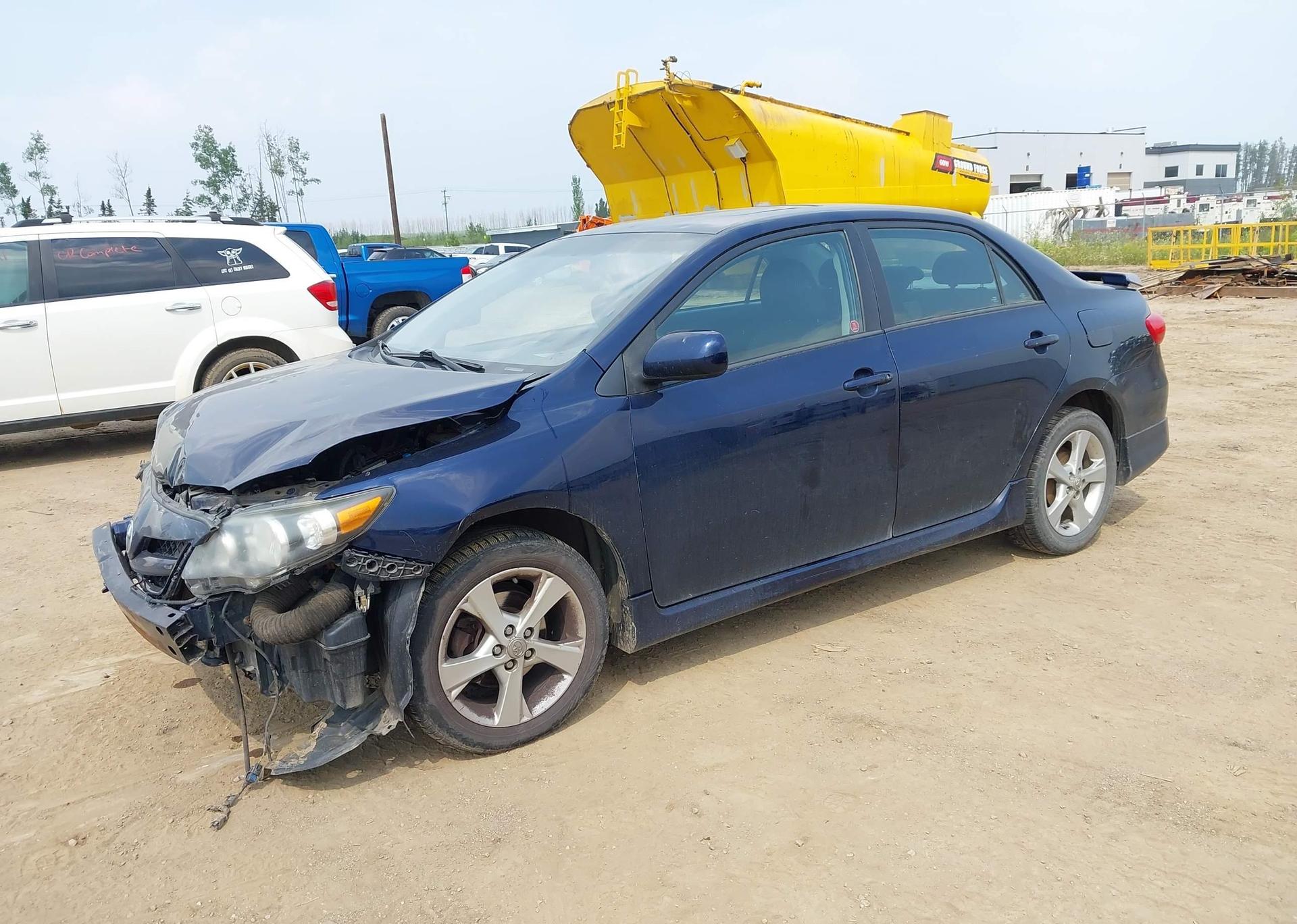 2013 TOYOTA COROLLA S