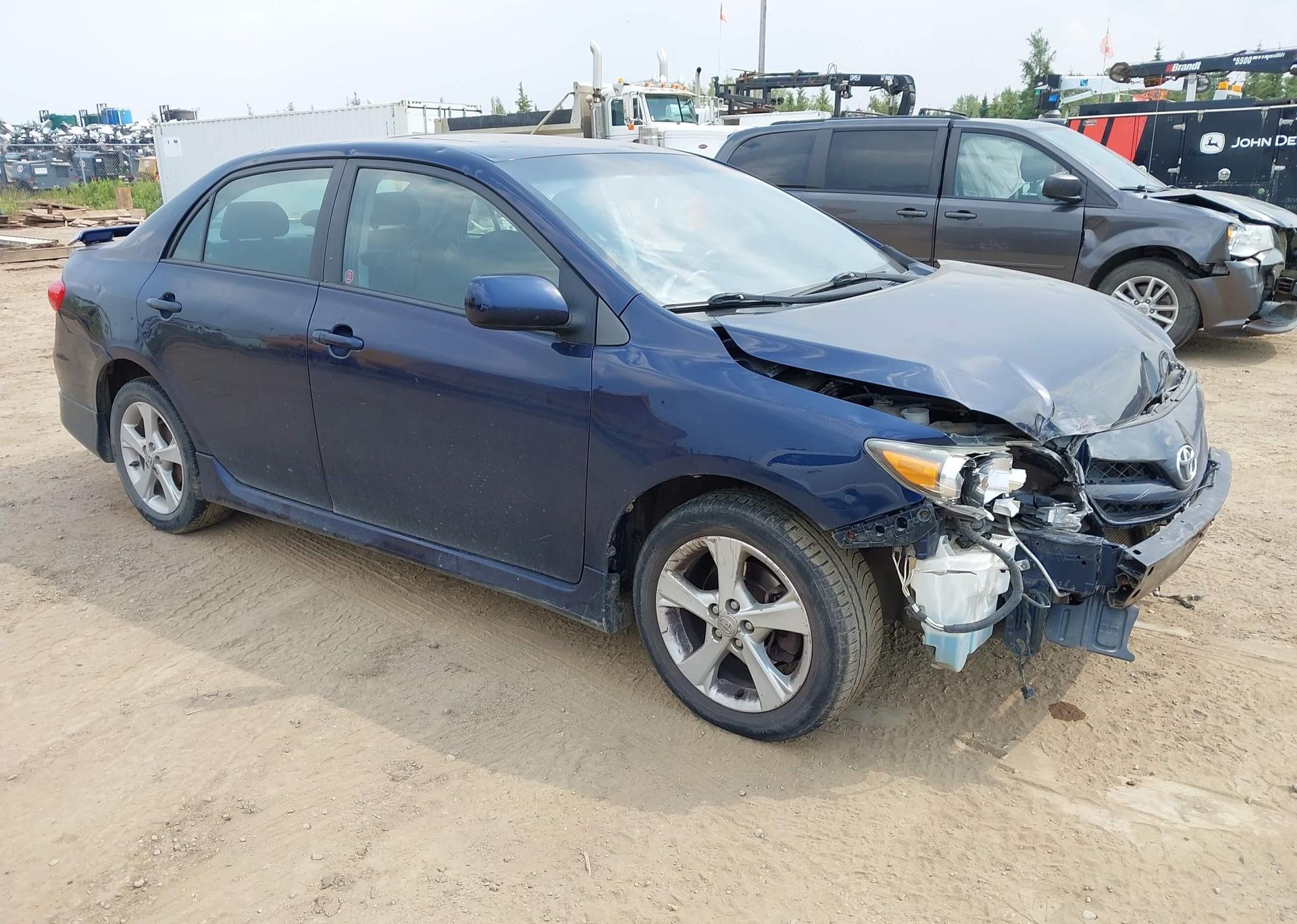 2013 TOYOTA COROLLA S
