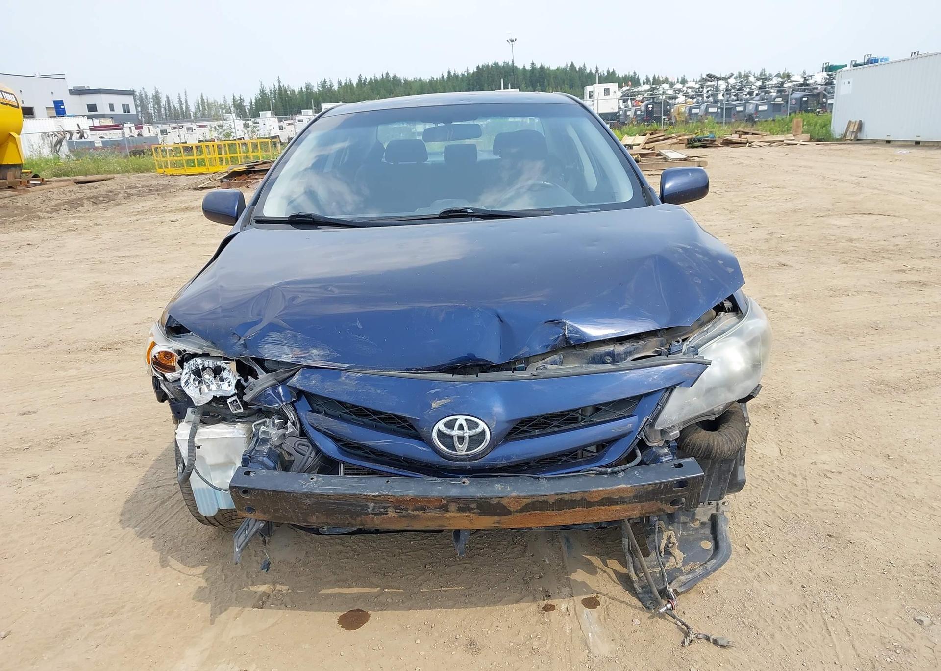 2013 TOYOTA COROLLA S