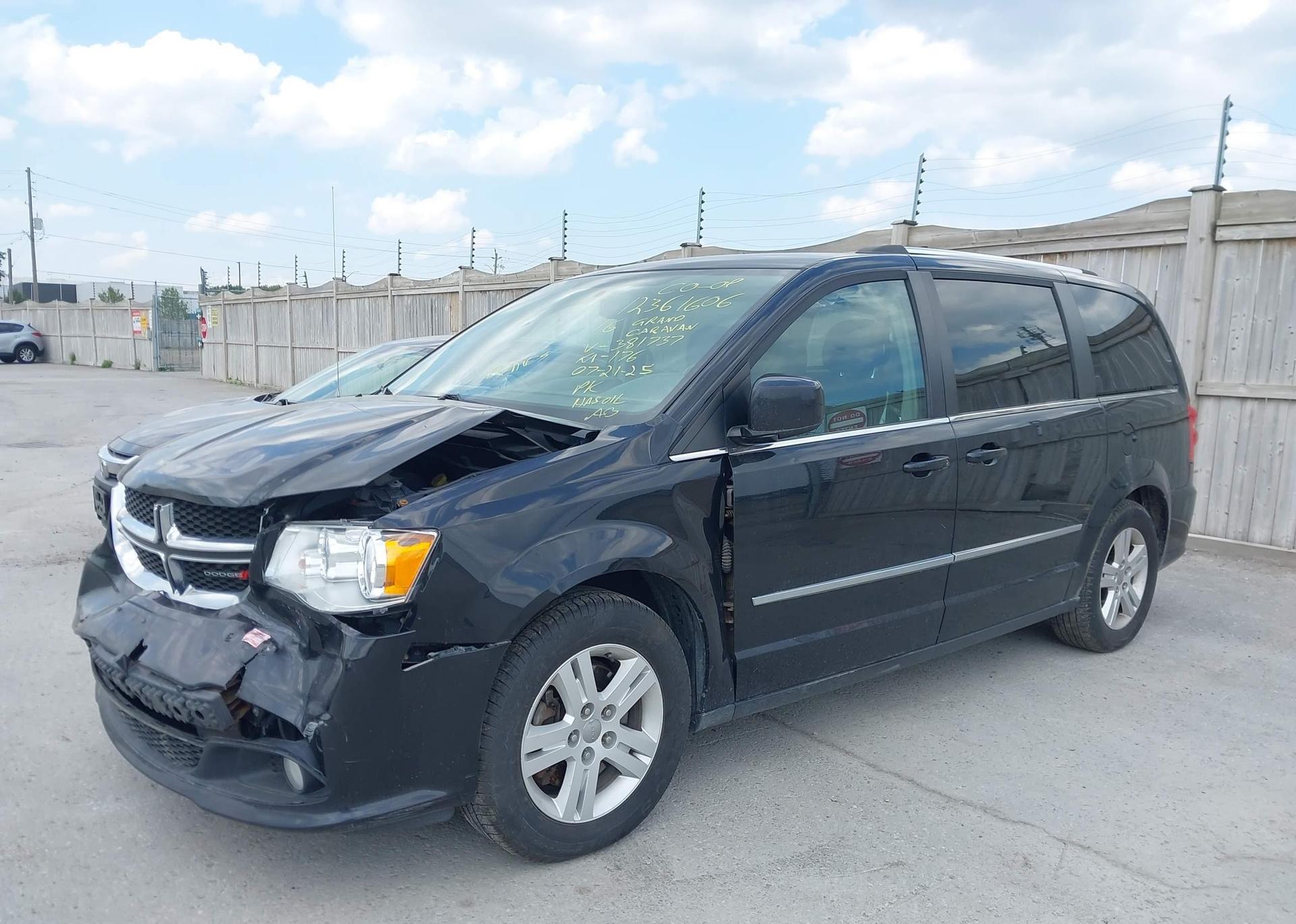 2016 DODGE GRAND CARAVAN CREW