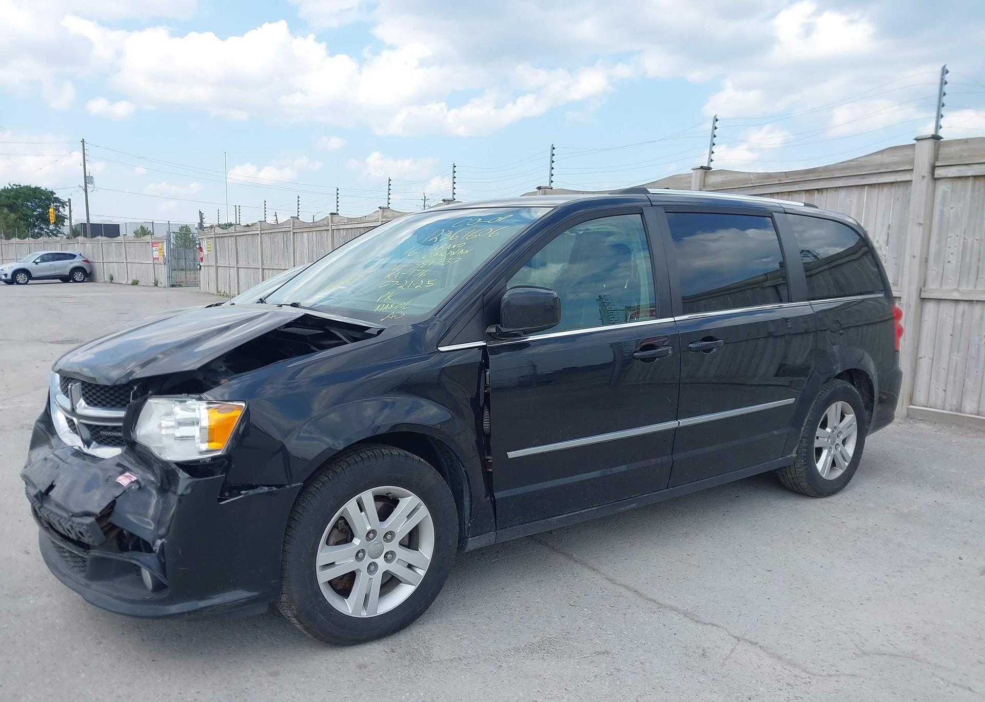 2016 DODGE GRAND CARAVAN CREW