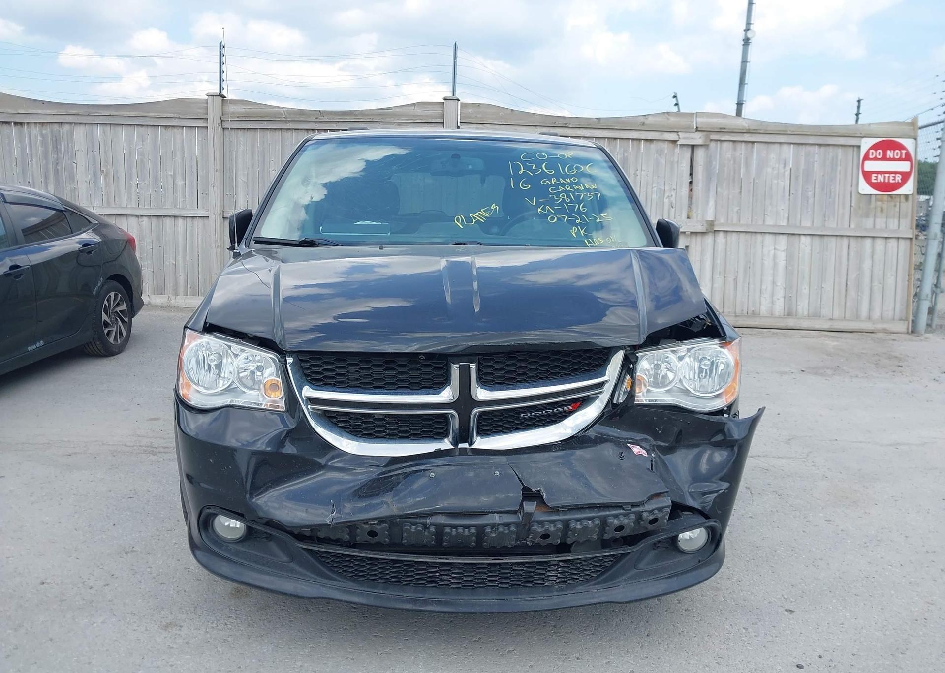 2016 DODGE GRAND CARAVAN CREW