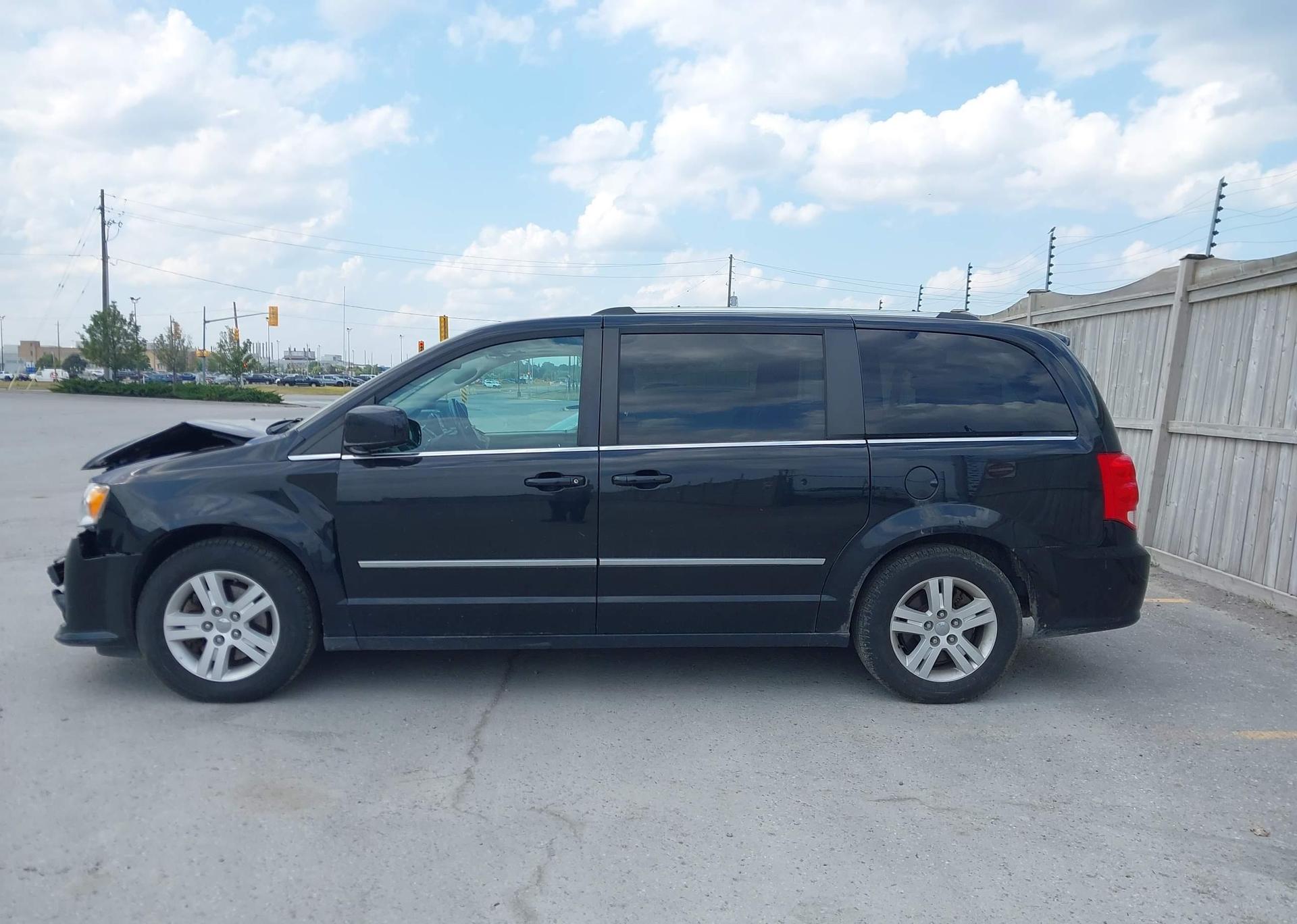 2016 DODGE GRAND CARAVAN CREW