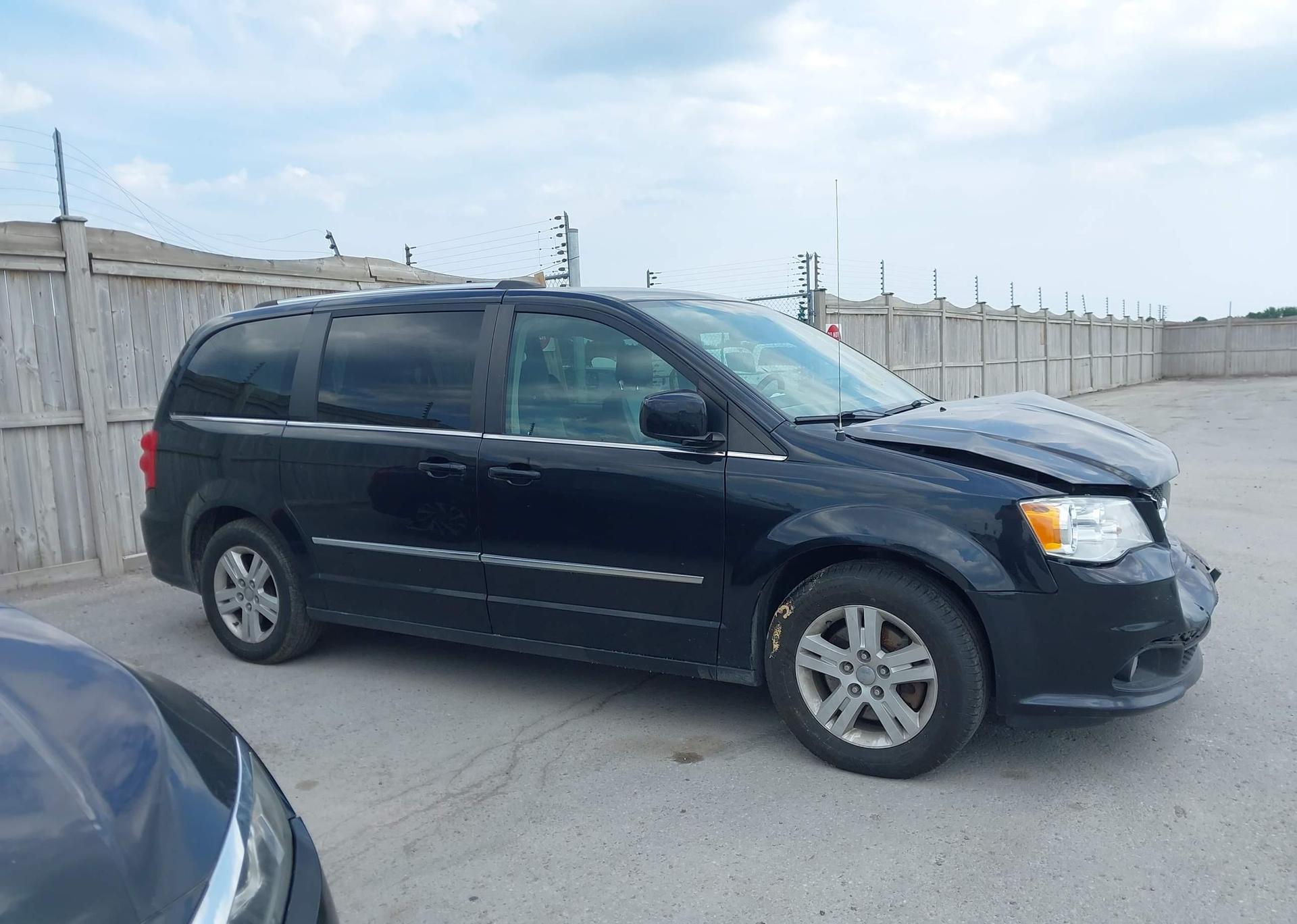 2016 DODGE GRAND CARAVAN CREW
