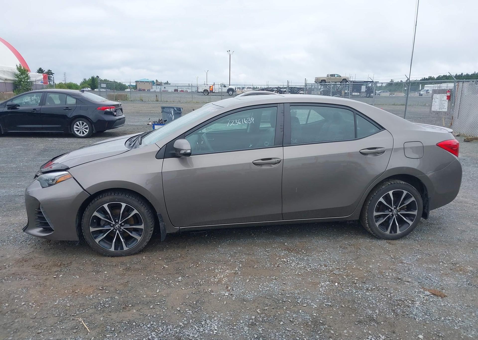 2018 TOYOTA COROLLA SE