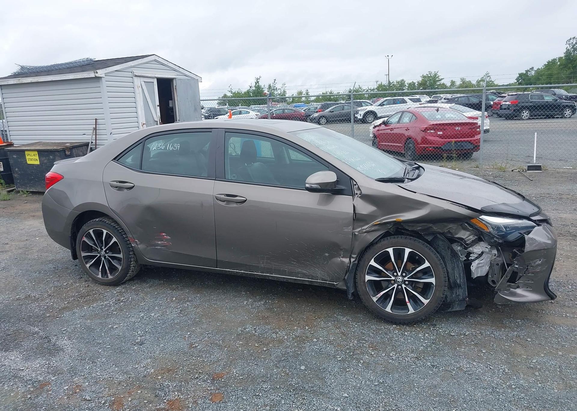2018 TOYOTA COROLLA SE