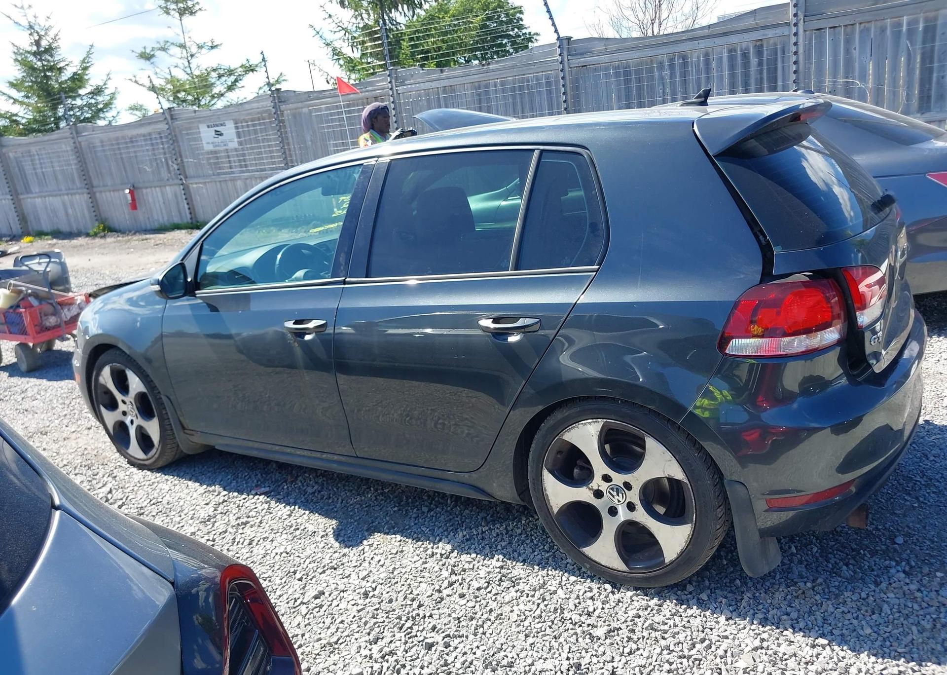 2010 VOLKSWAGEN GOLF GTI 5-DOOR