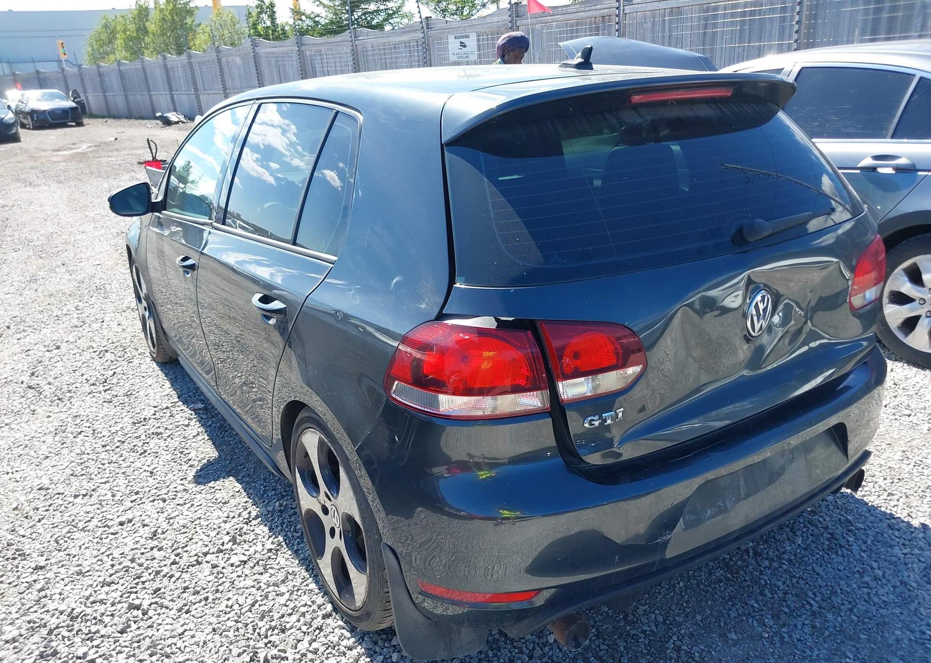 2010 VOLKSWAGEN GOLF GTI 5-DOOR