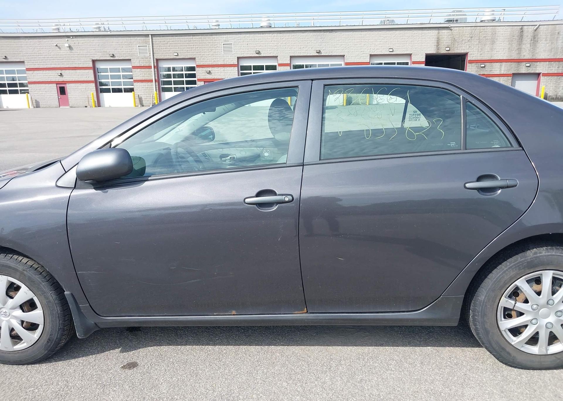 2012 TOYOTA COROLLA