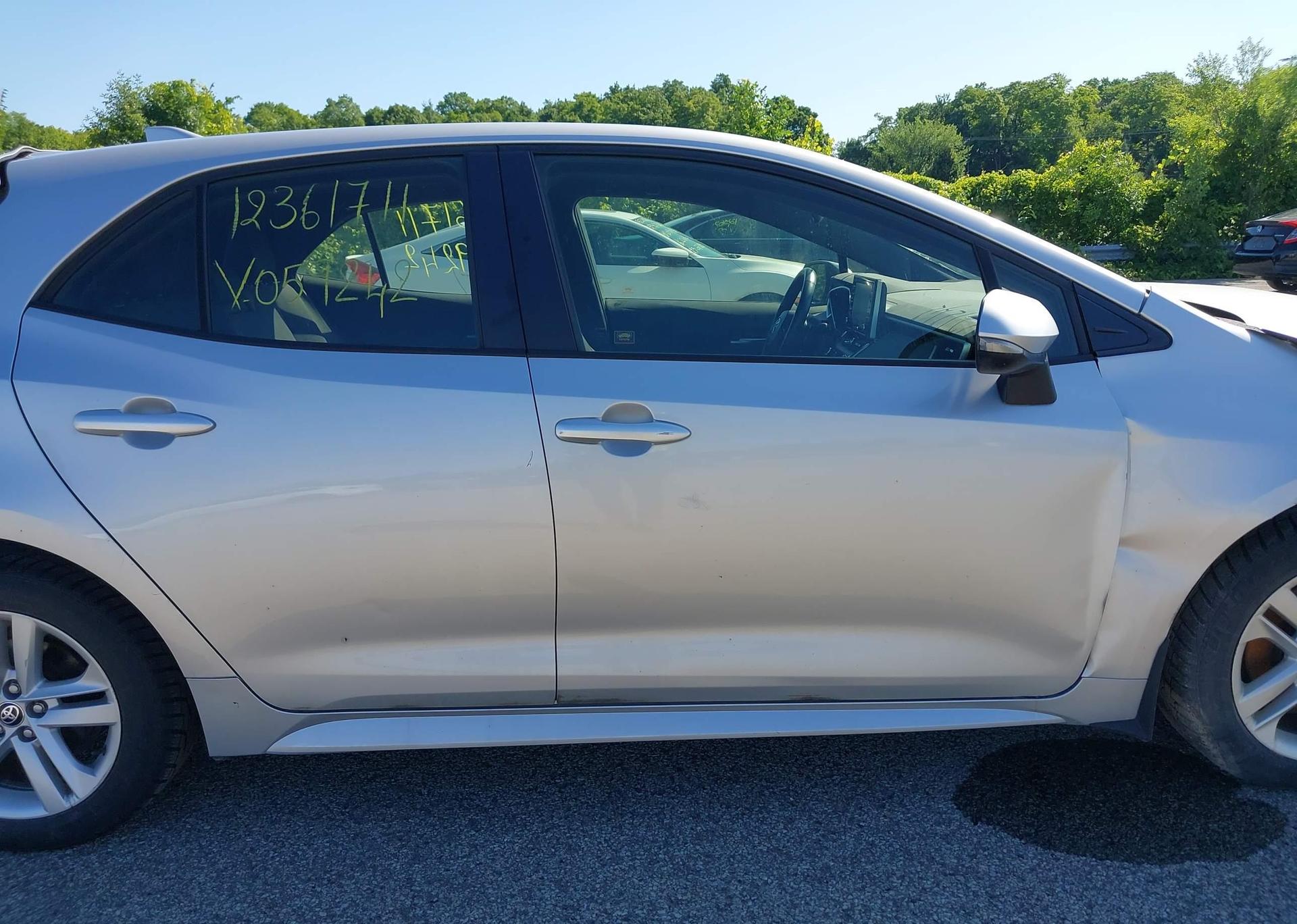 2019 TOYOTA COROLLA