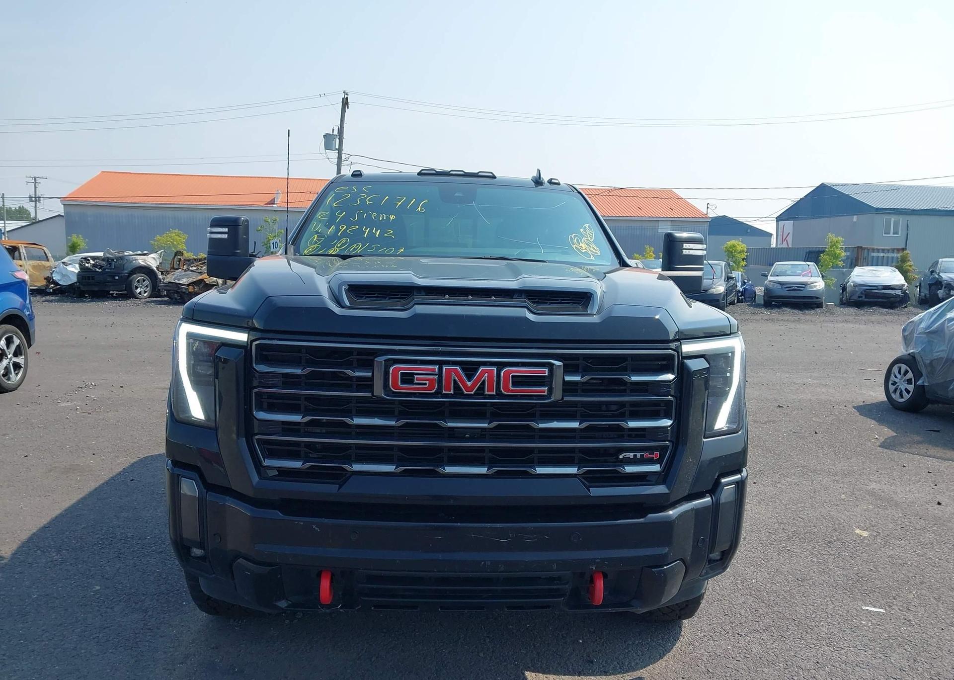 2024 GMC SIERRA K2500 AT4