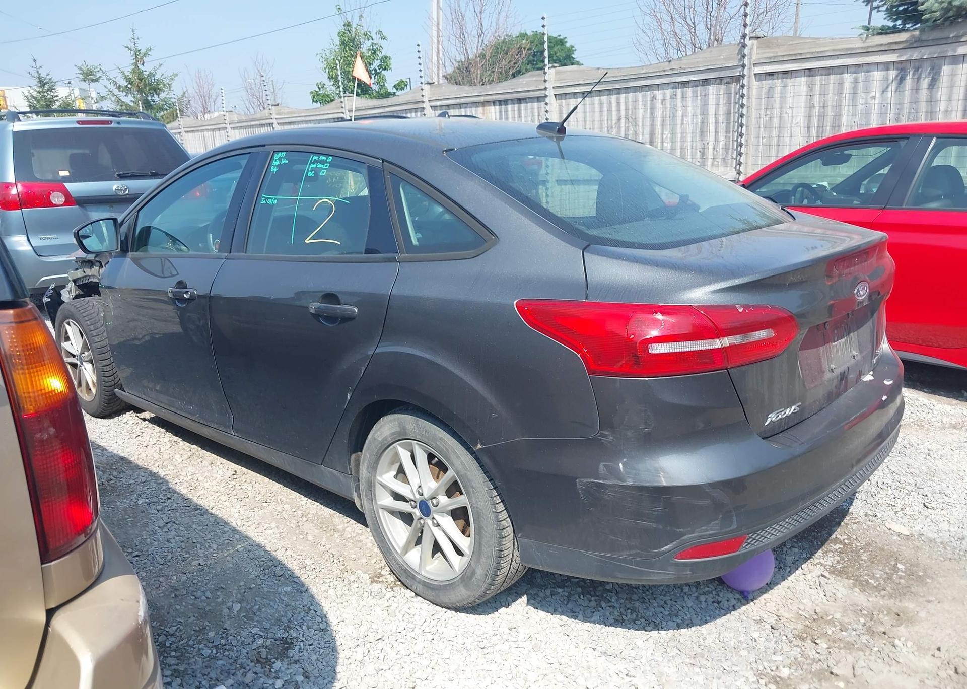 2015 FORD FOCUS SE