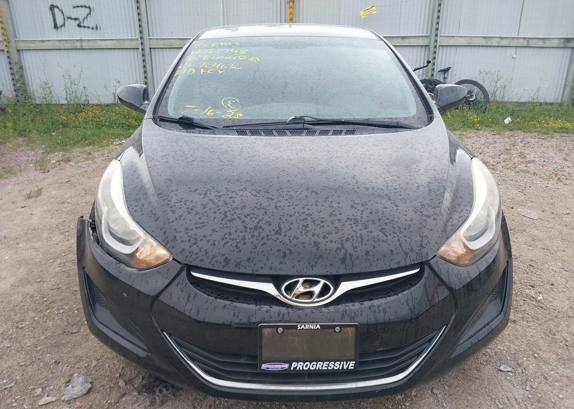 2016 HYUNDAI ELANTRA SE