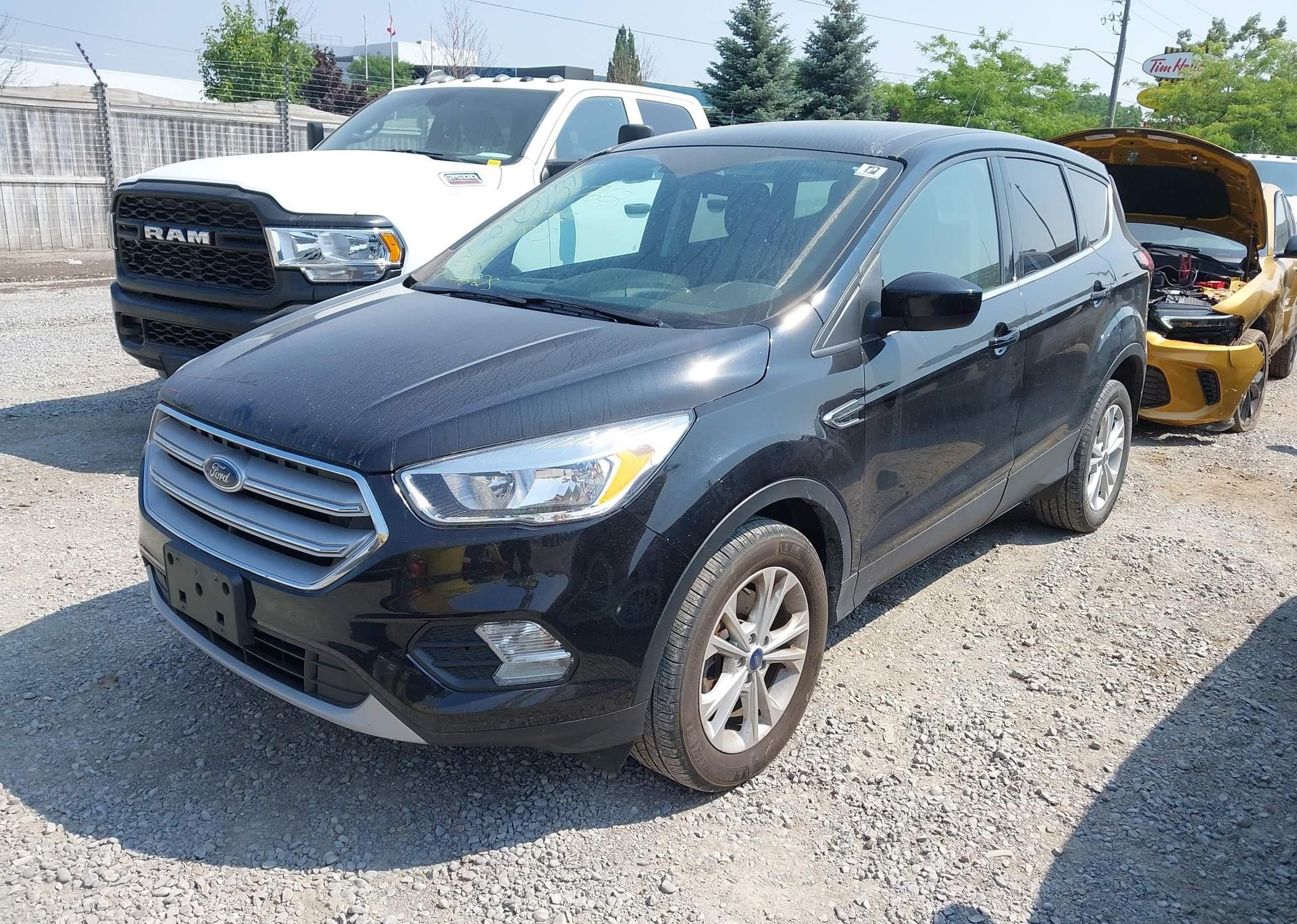 2019 FORD ESCAPE SE