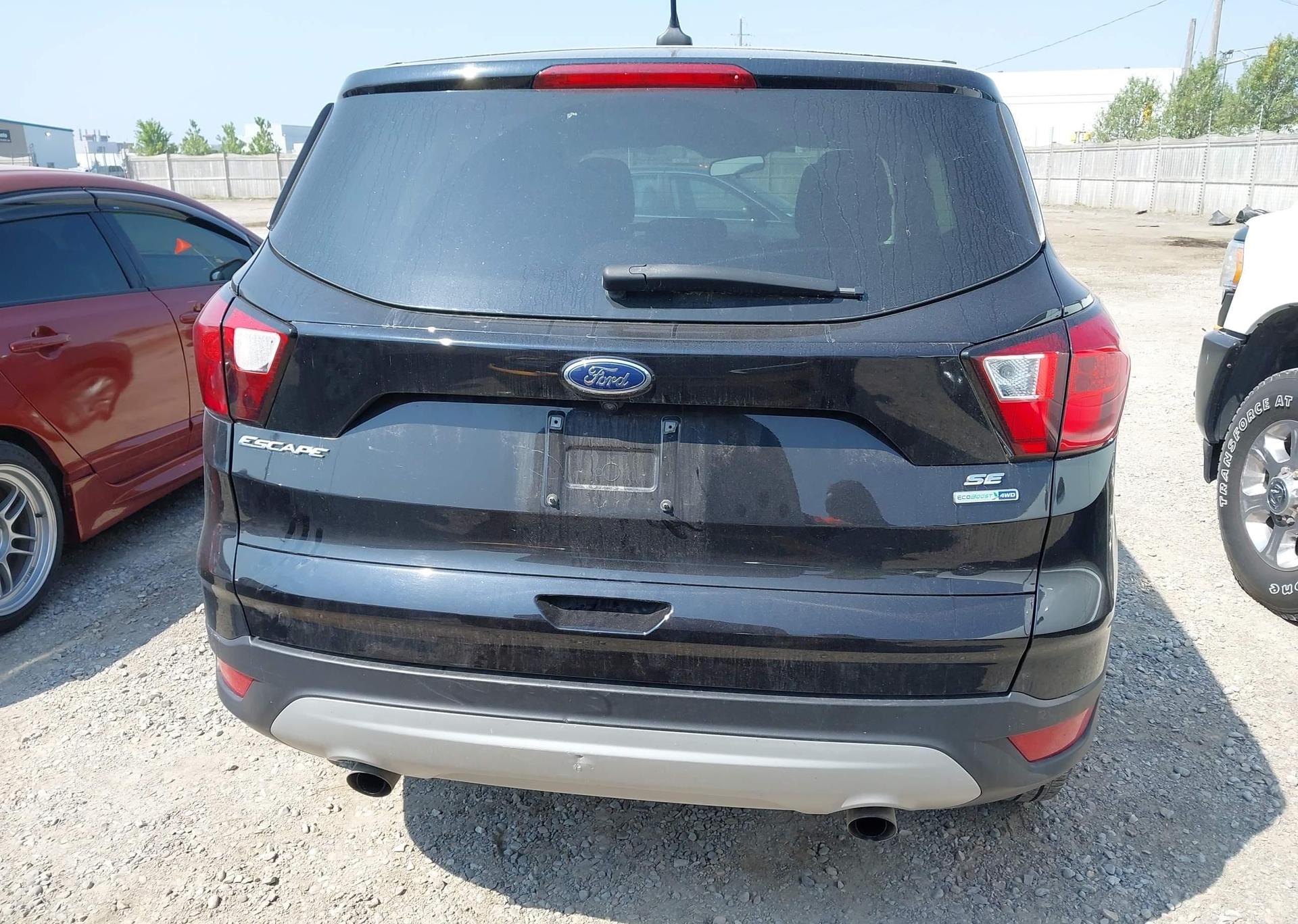 2019 FORD ESCAPE SE