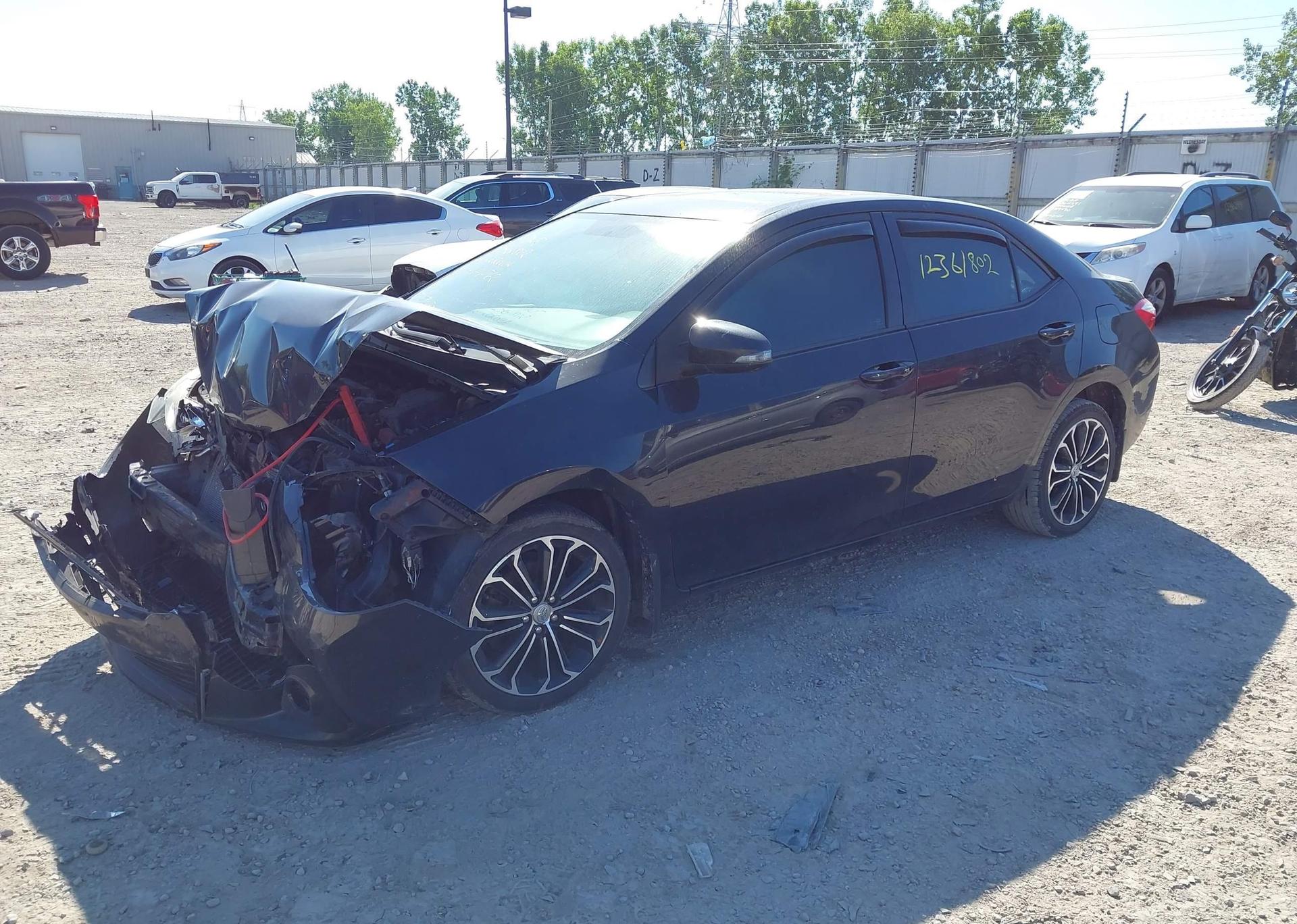 2016 TOYOTA COROLLA