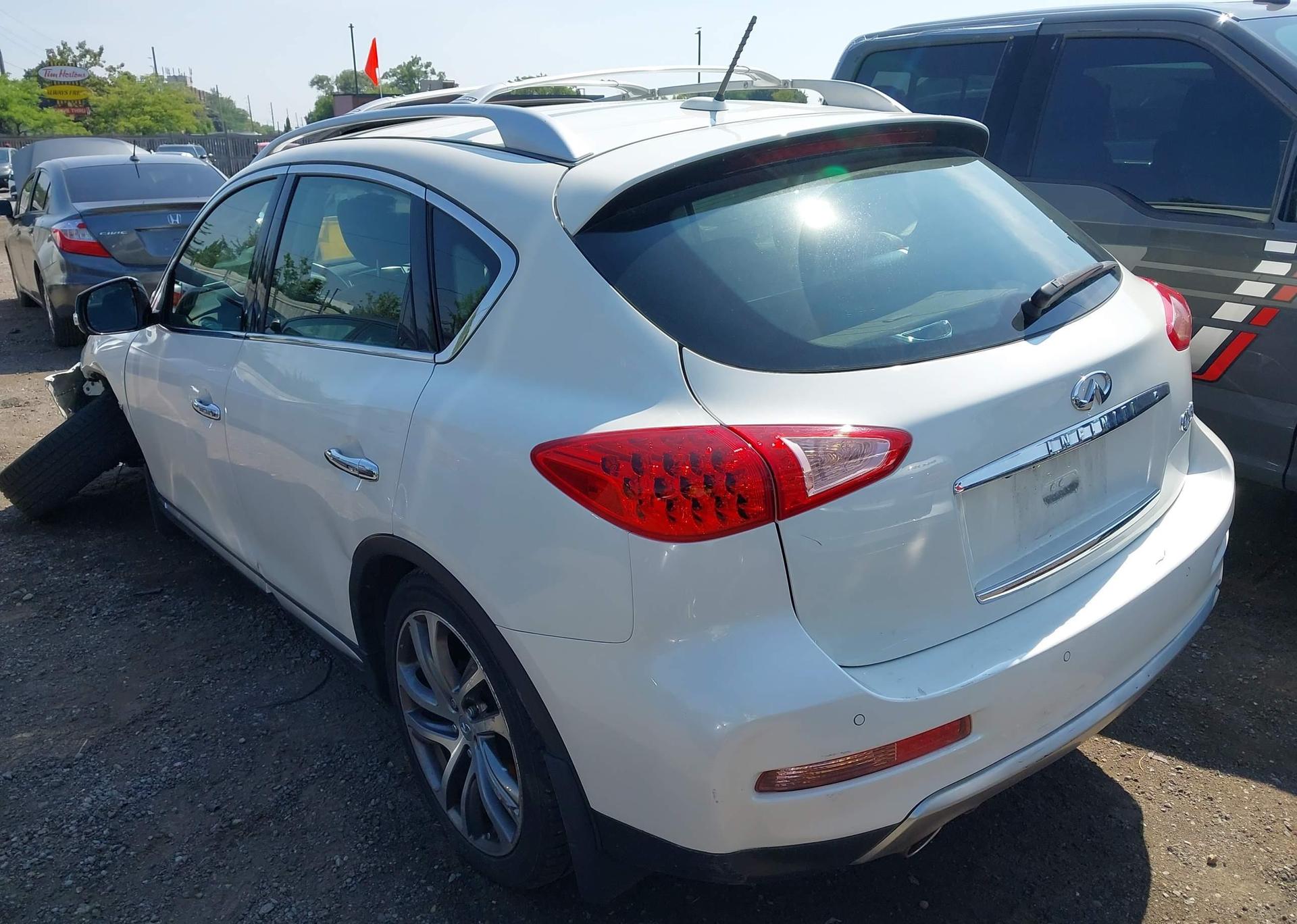 2016 INFINITI QX50