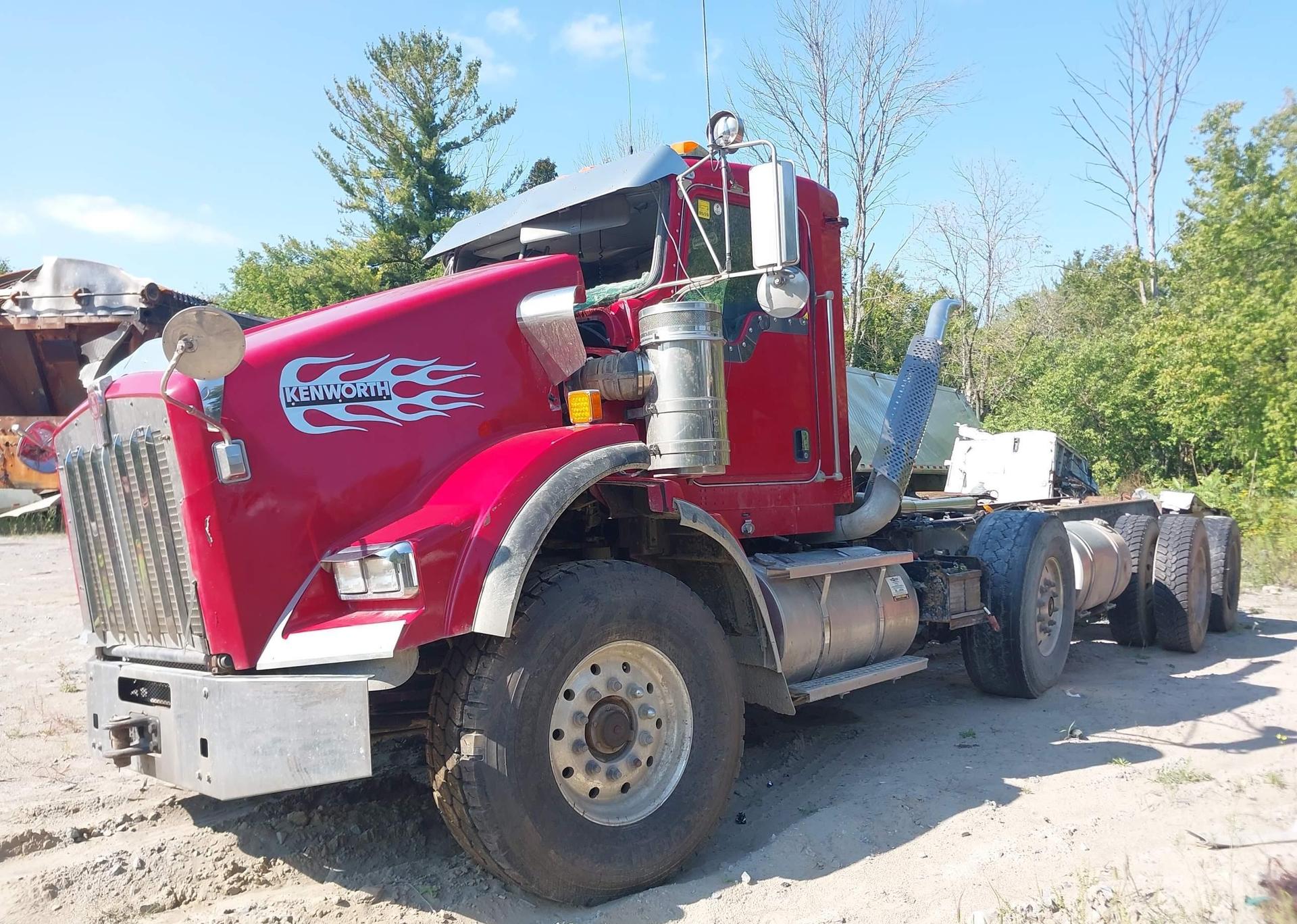 2016 KENWORTH CONSTRUCTION T800