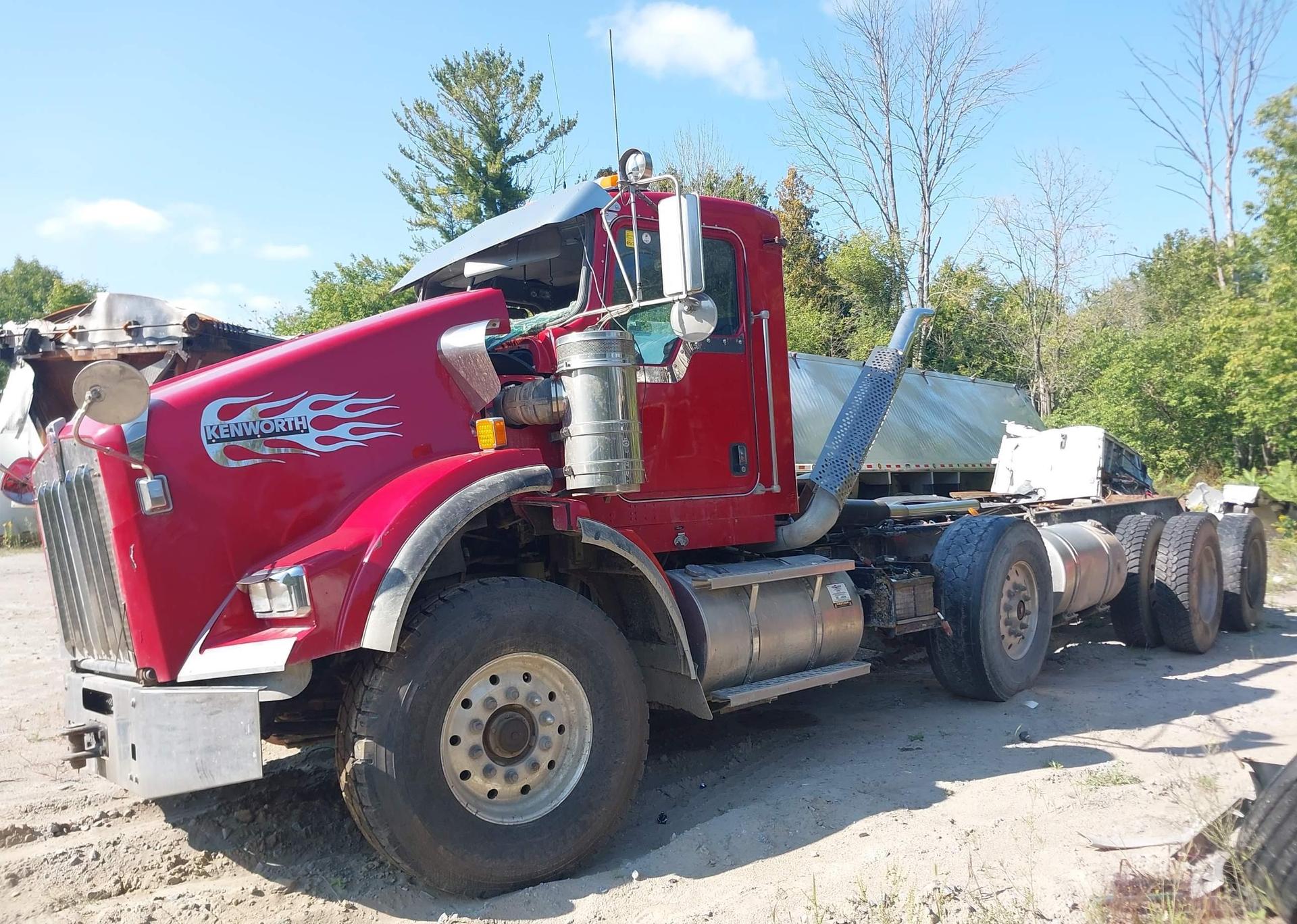 2016 KENWORTH CONSTRUCTION T800