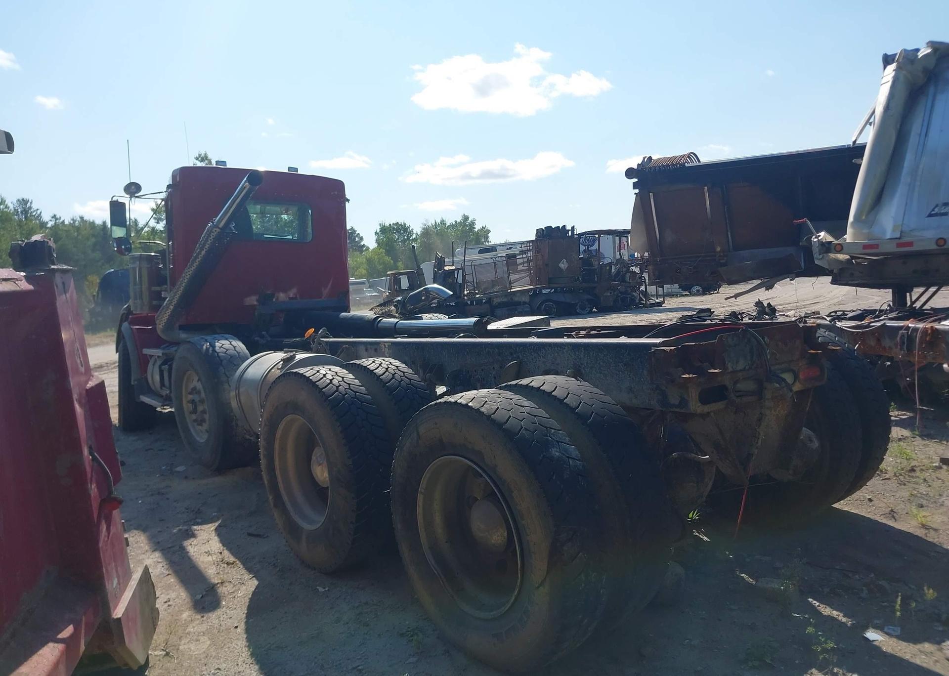 2016 KENWORTH CONSTRUCTION T800
