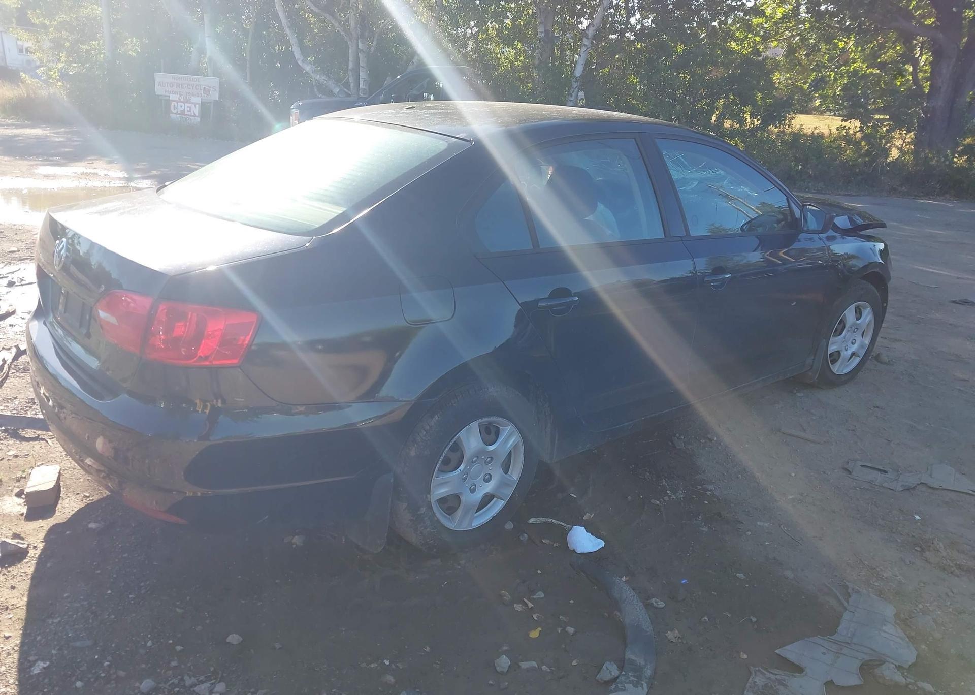2012 VOLKSWAGEN JETTA S