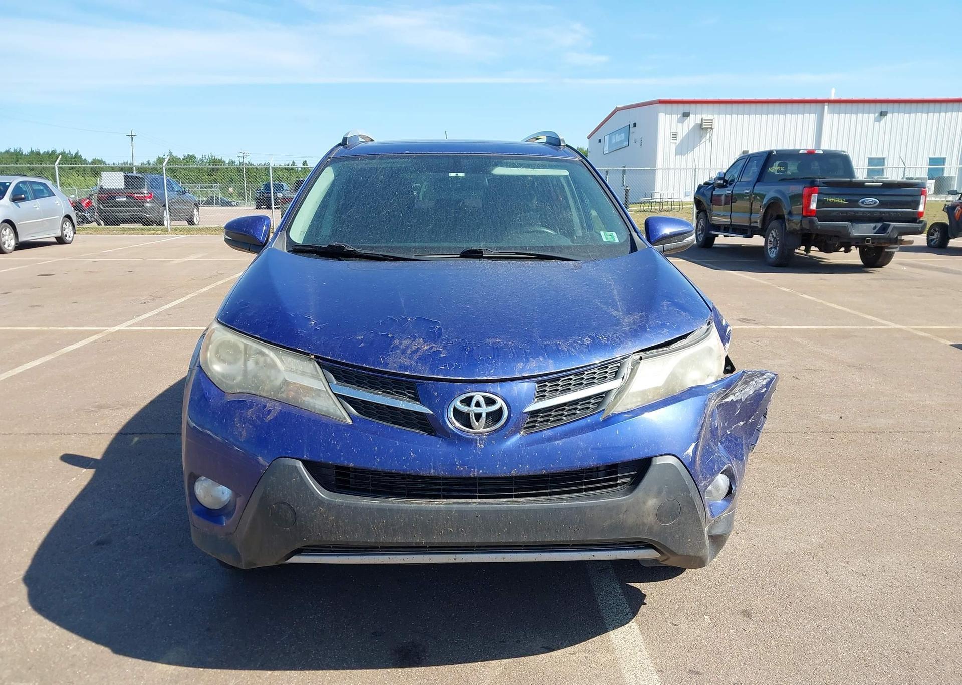 2014 TOYOTA RAV4 XLE