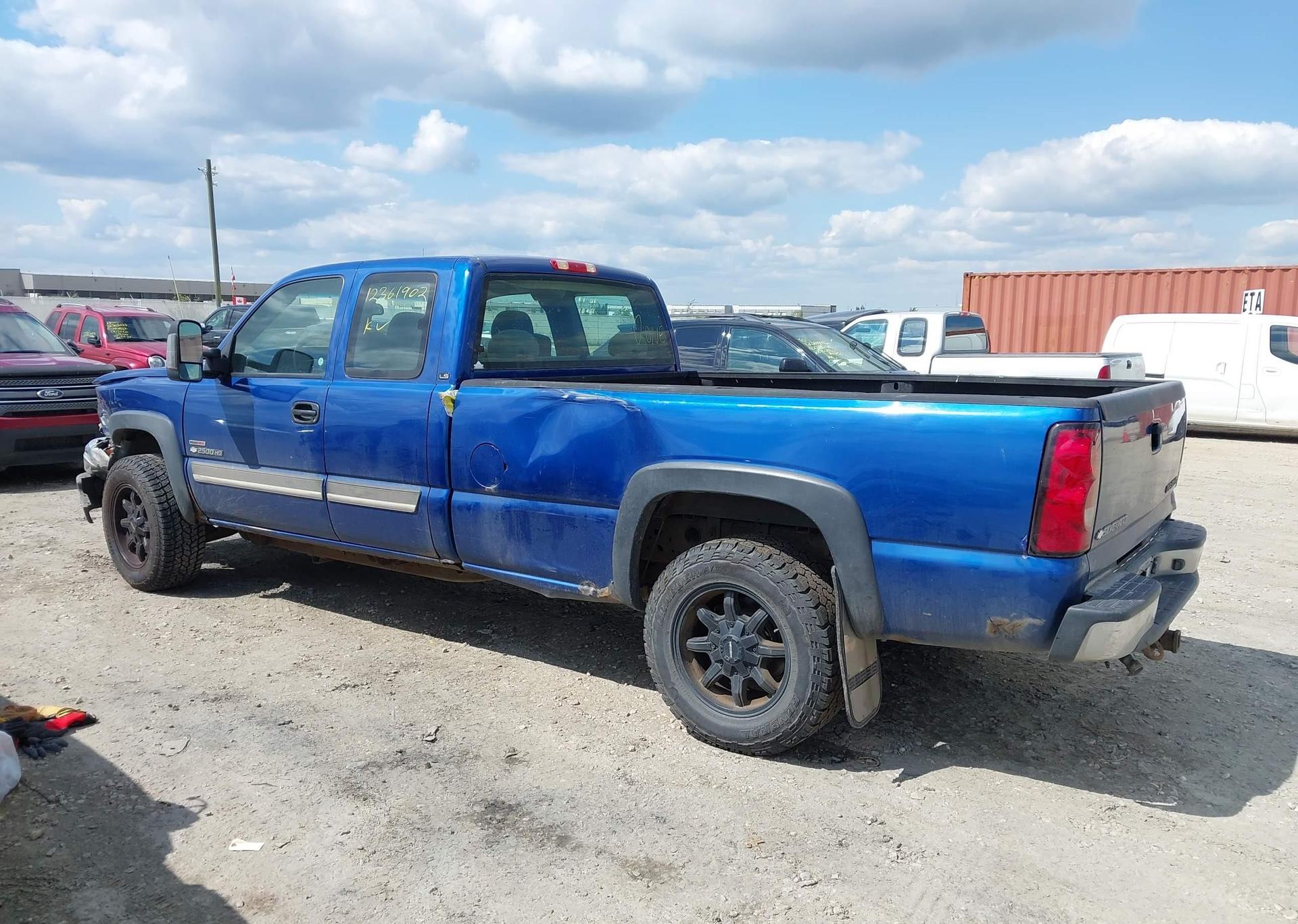 2004 CHEVROLET SILVERADO 2500HD LS
