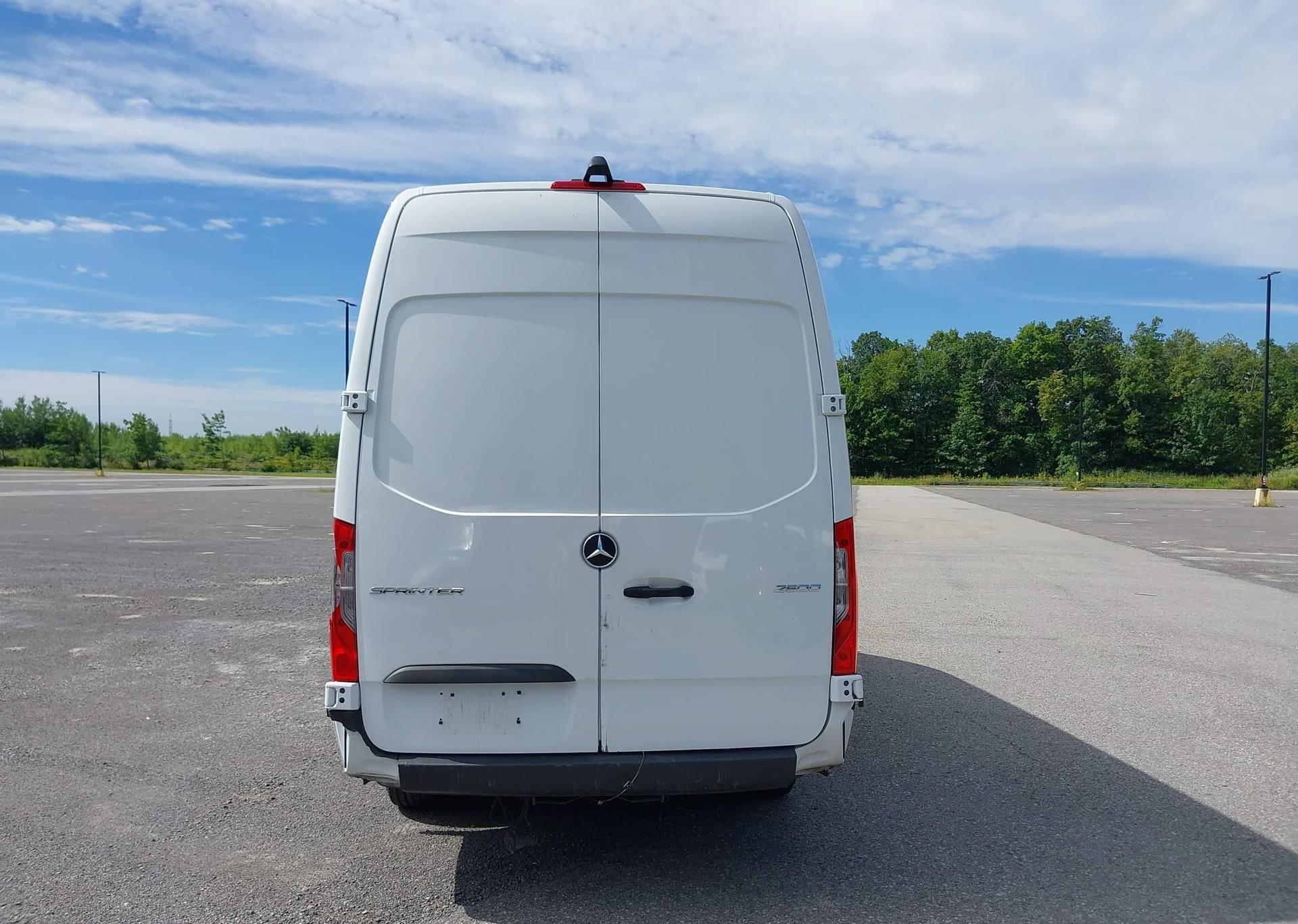 2024 MERCEDES-BENZ SPRINTER 2500