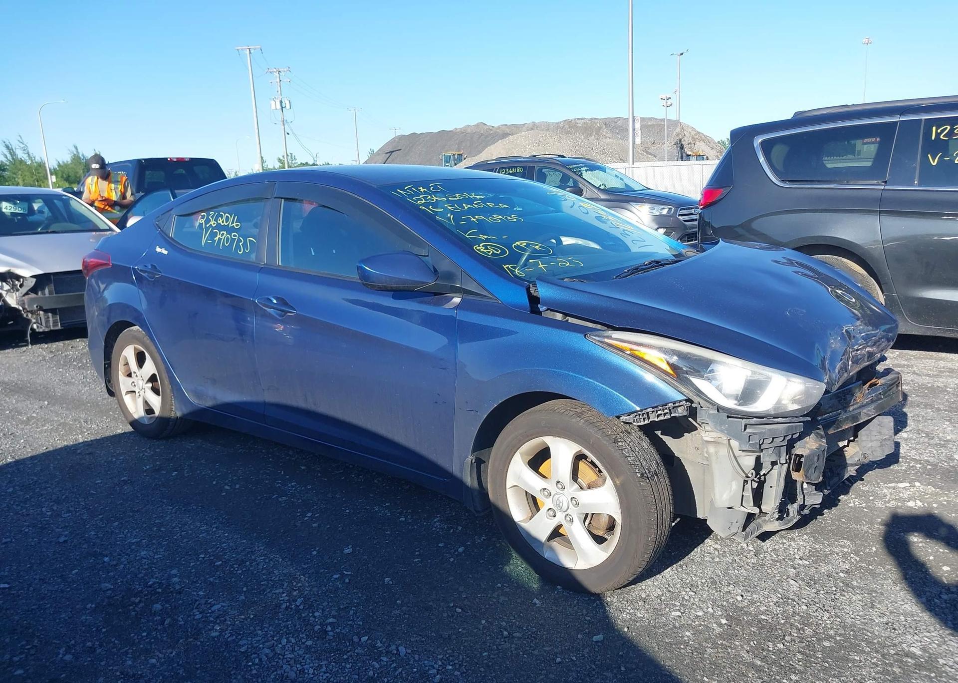 2016 HYUNDAI ELANTRA