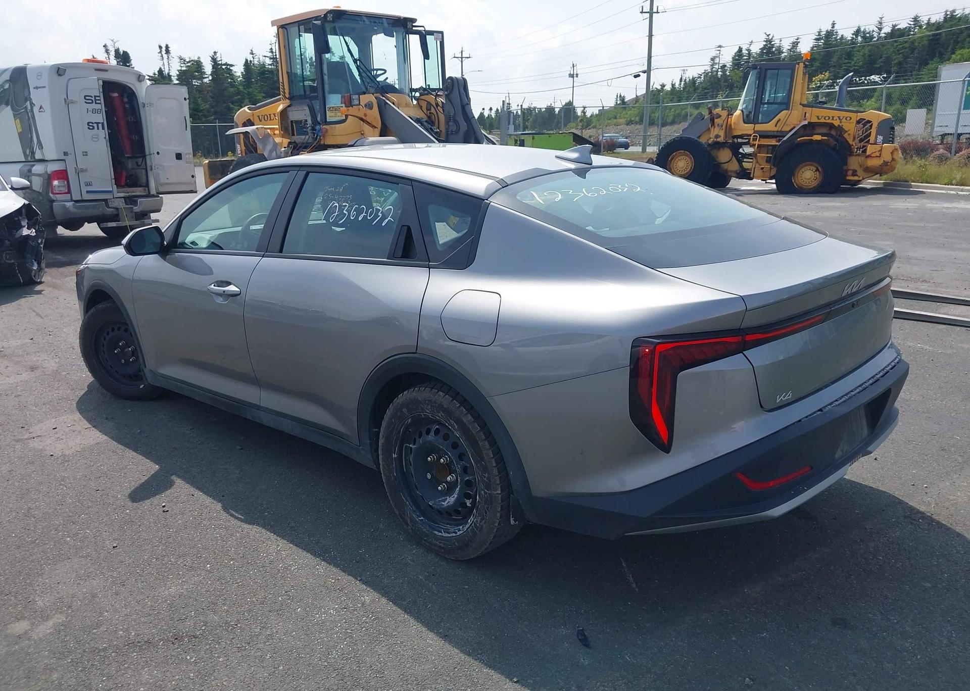 2025 KIA K4 LX