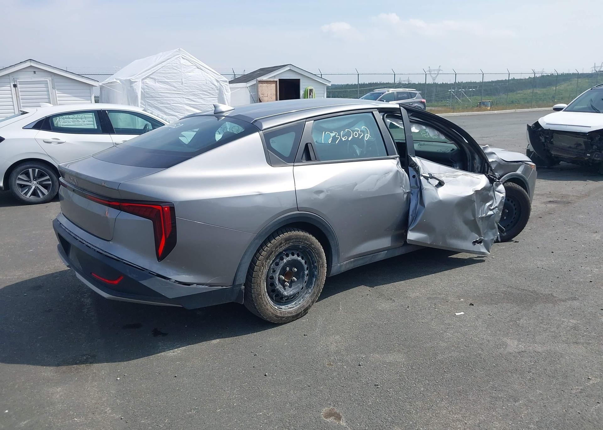 2025 KIA K4 LX