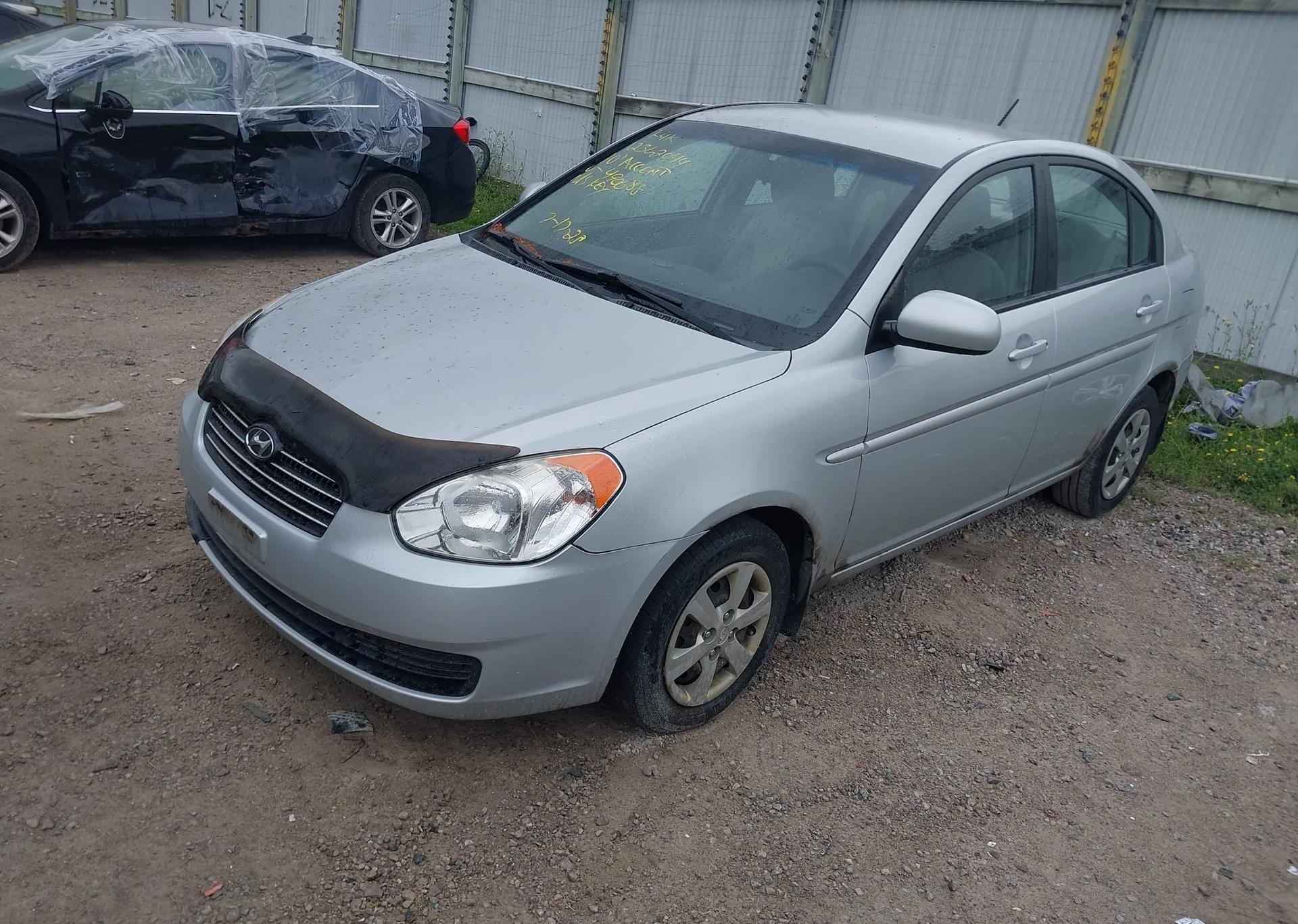 2010 HYUNDAI ACCENT GLS