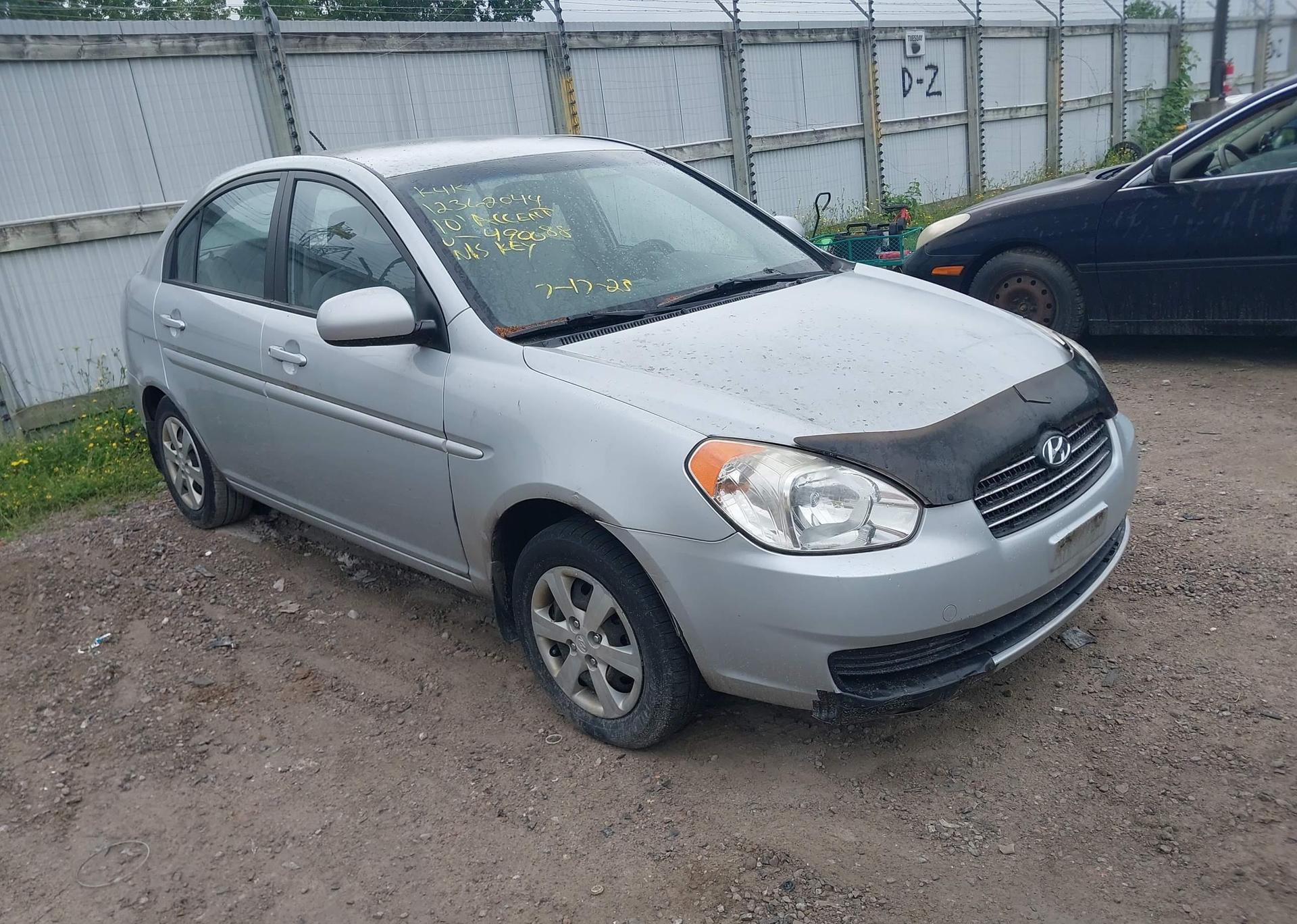 2010 HYUNDAI ACCENT GLS