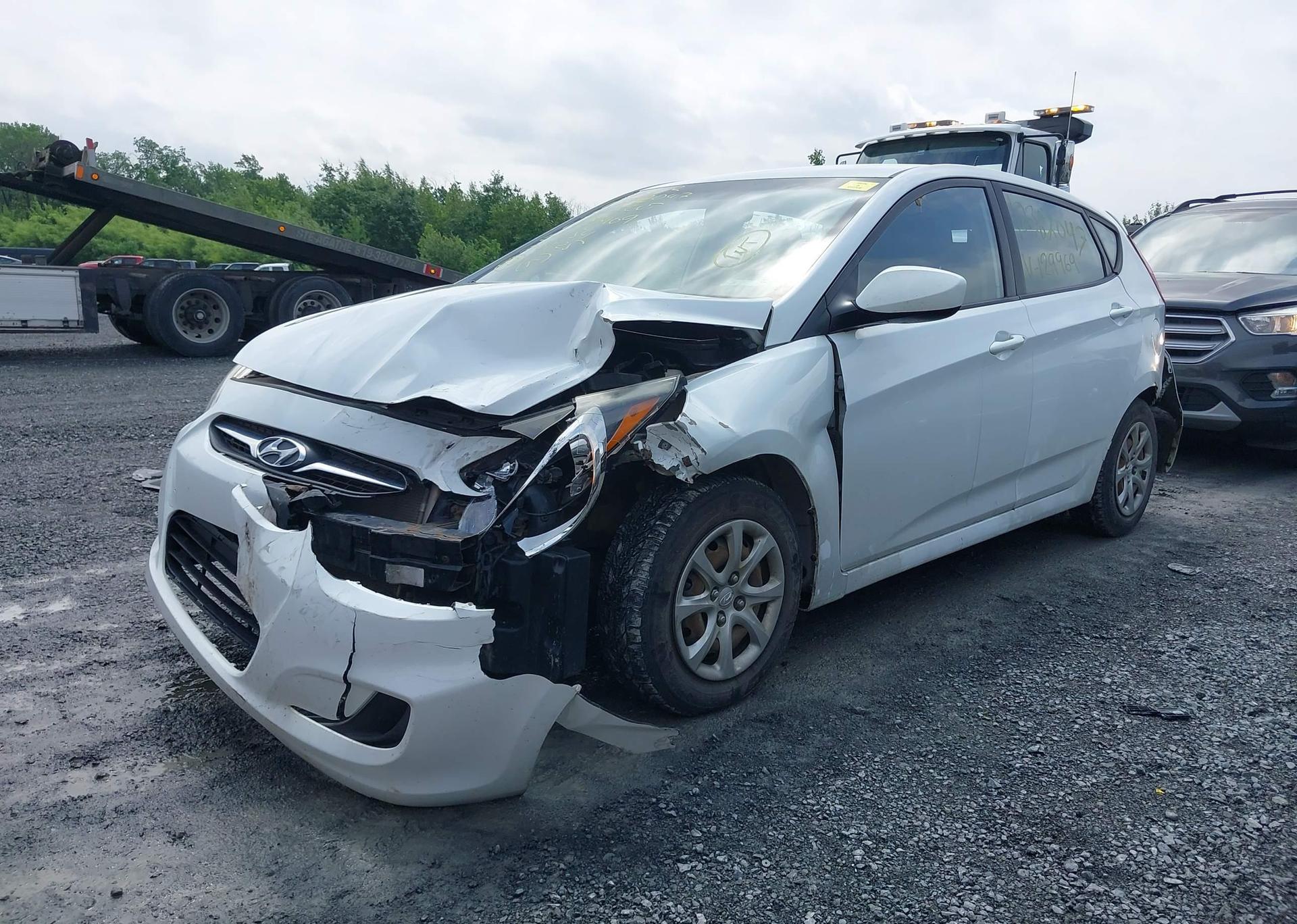2013 HYUNDAI ACCENT