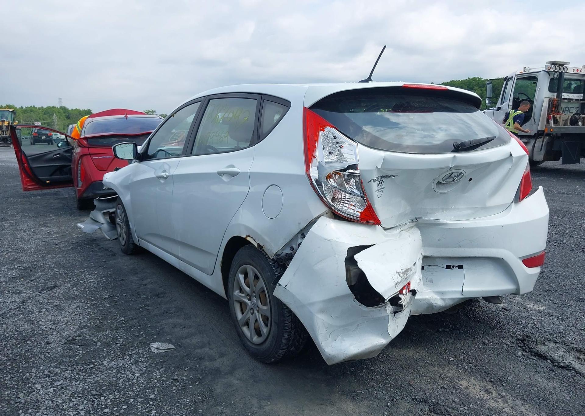 2013 HYUNDAI ACCENT