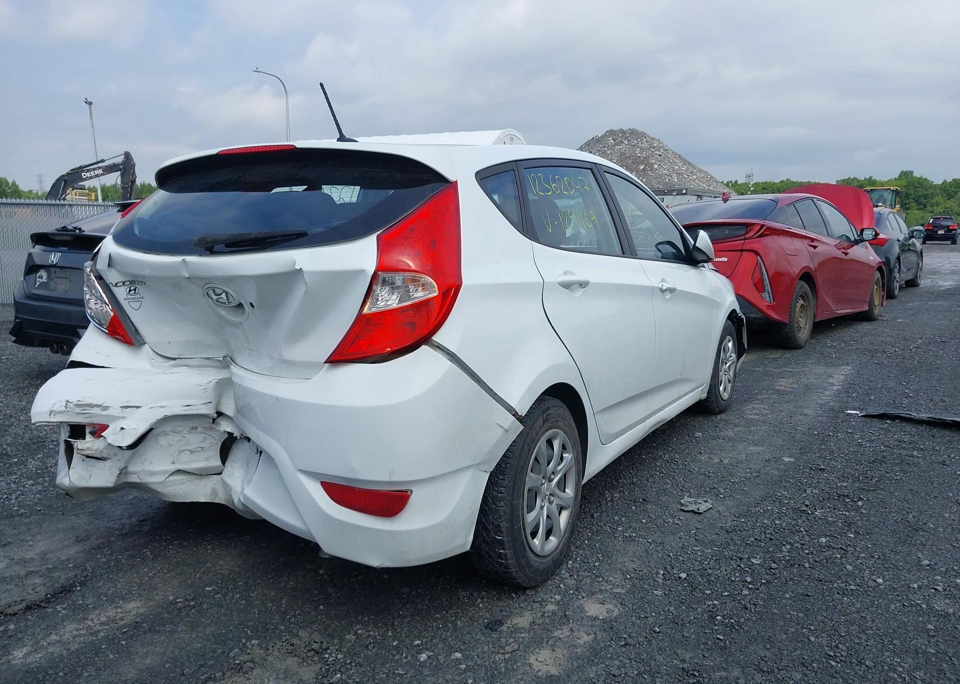 2013 HYUNDAI ACCENT