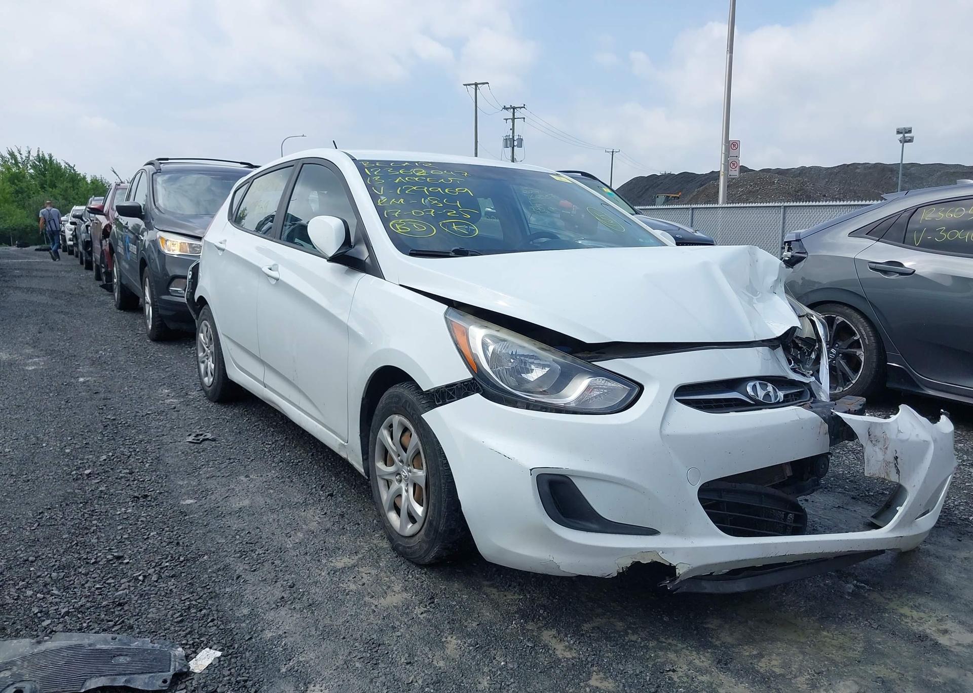 2013 HYUNDAI ACCENT