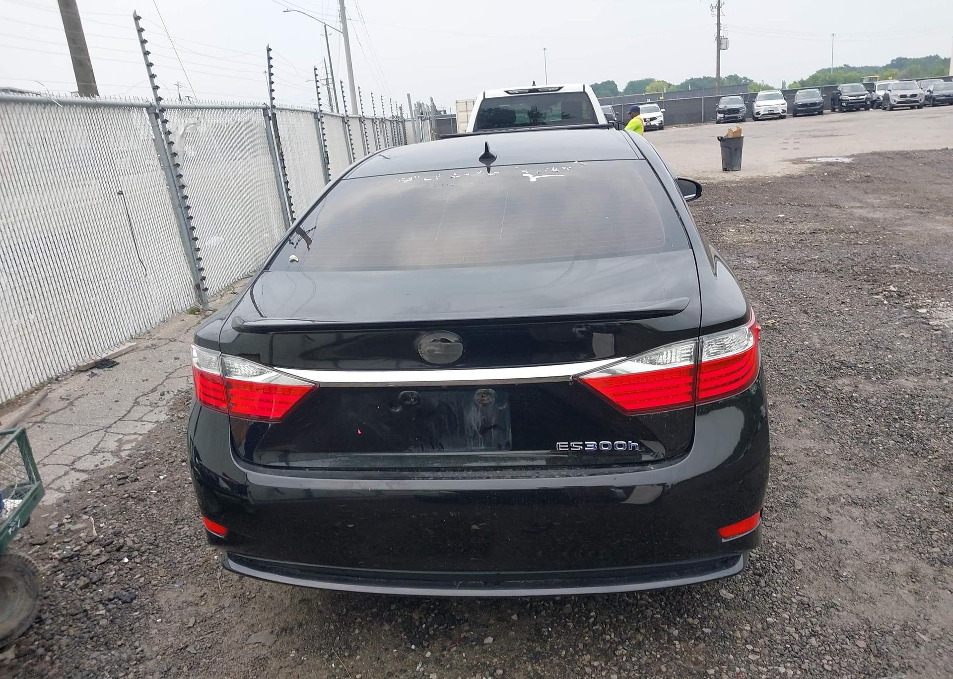 2013 LEXUS ES 300H