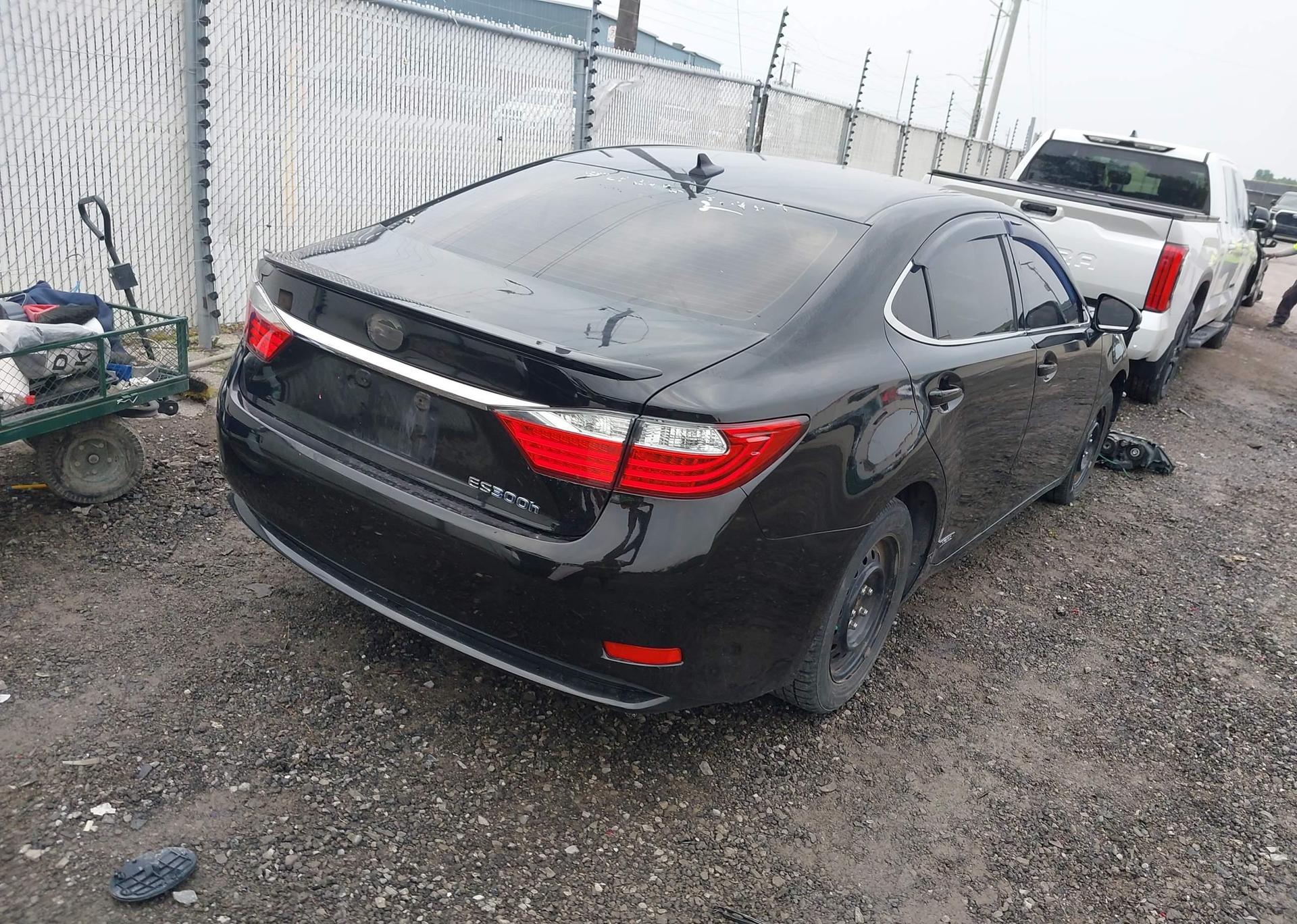 2013 LEXUS ES 300H