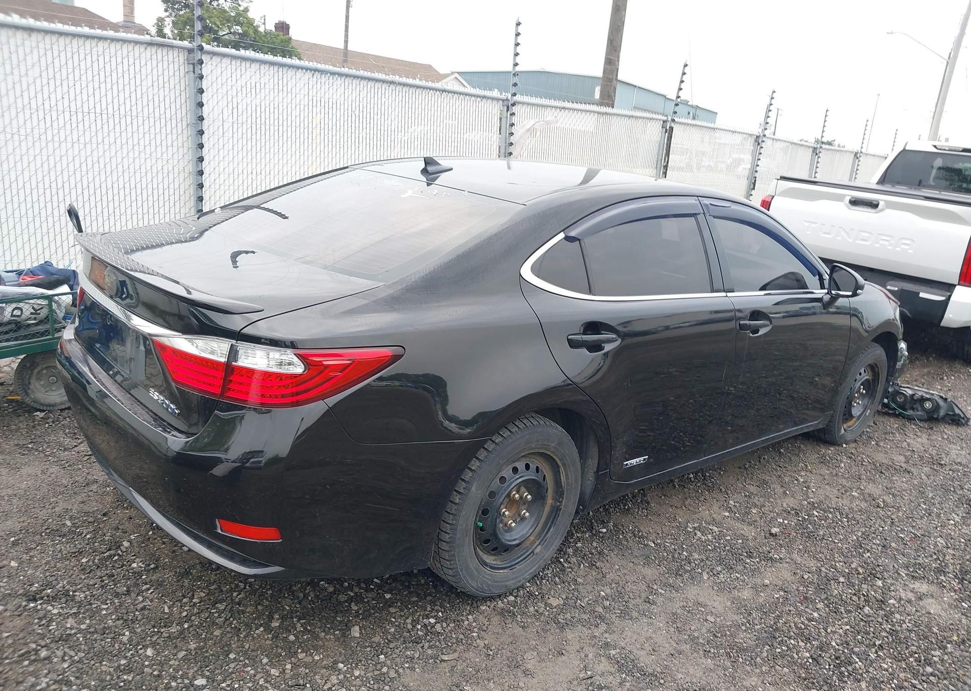 2013 LEXUS ES 300H