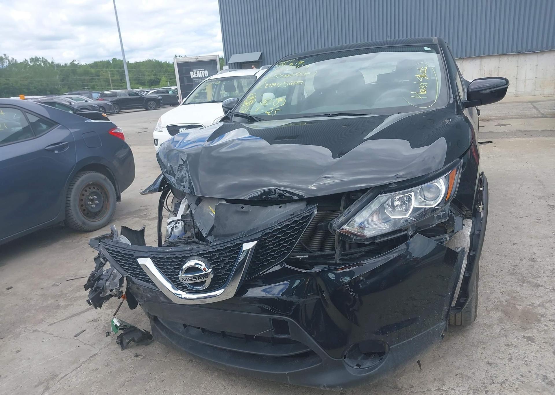 2017 NISSAN QASHQAI