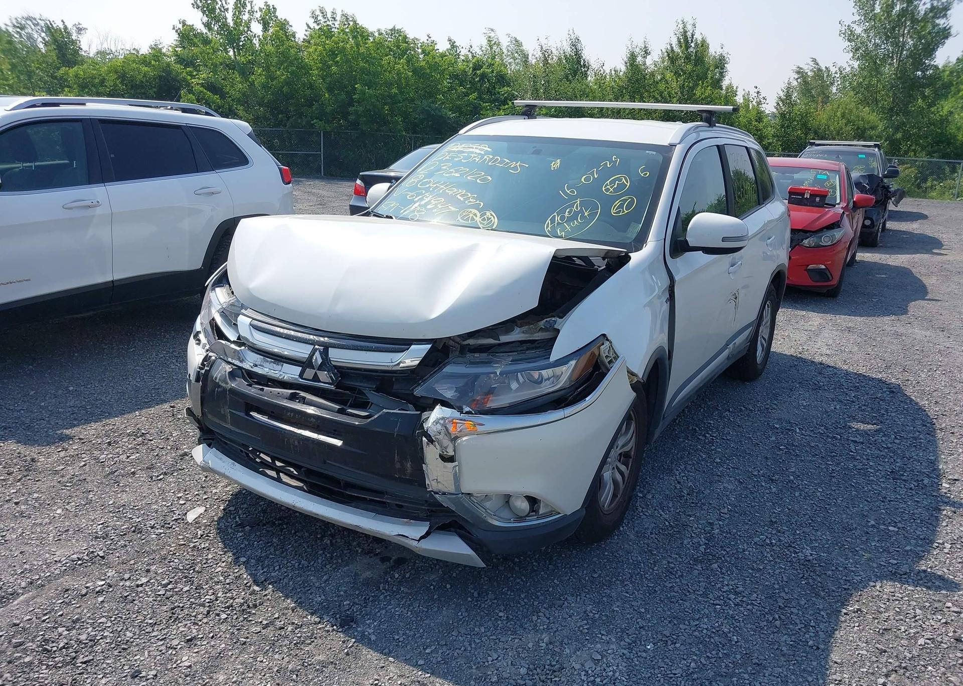 2018 MITSUBISHI OUTLANDER SE