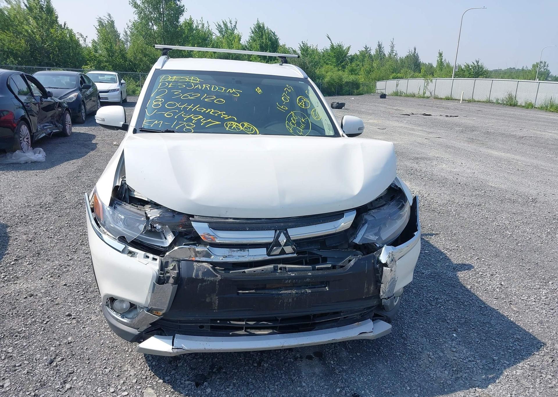 2018 MITSUBISHI OUTLANDER SE