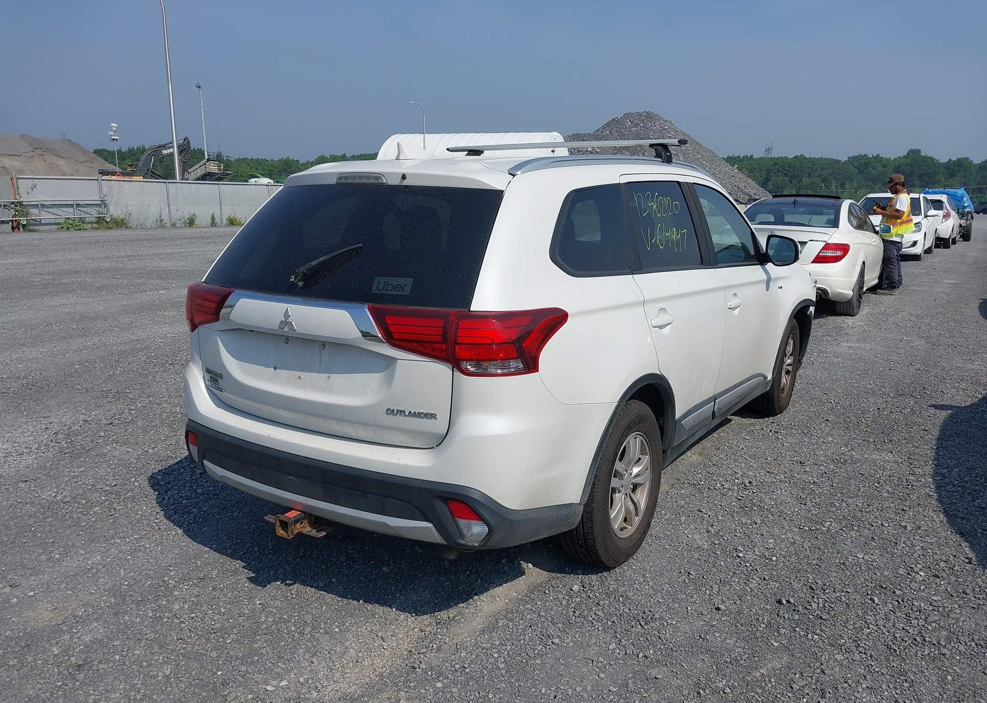 2018 MITSUBISHI OUTLANDER SE