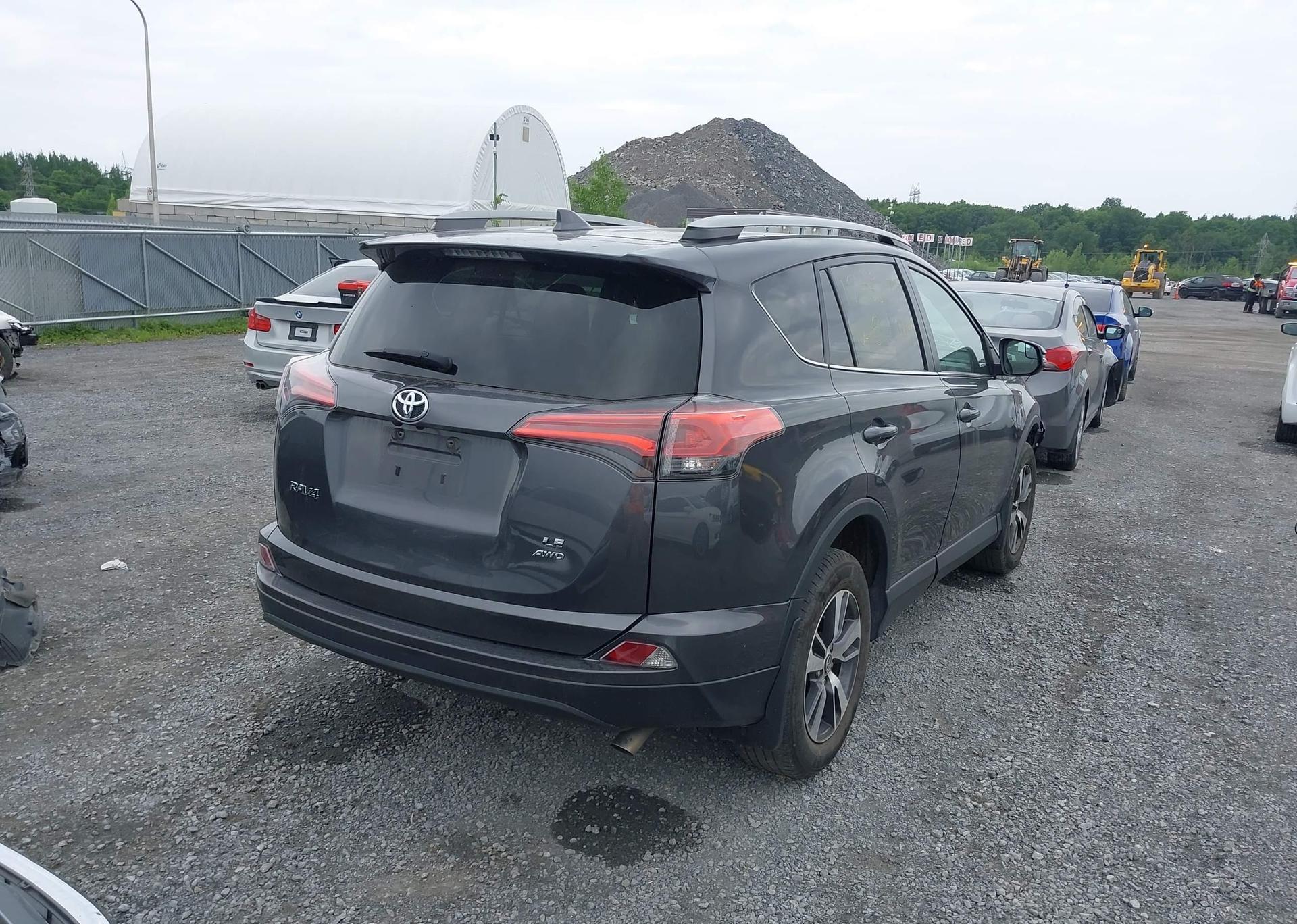 2018 TOYOTA RAV4 LE