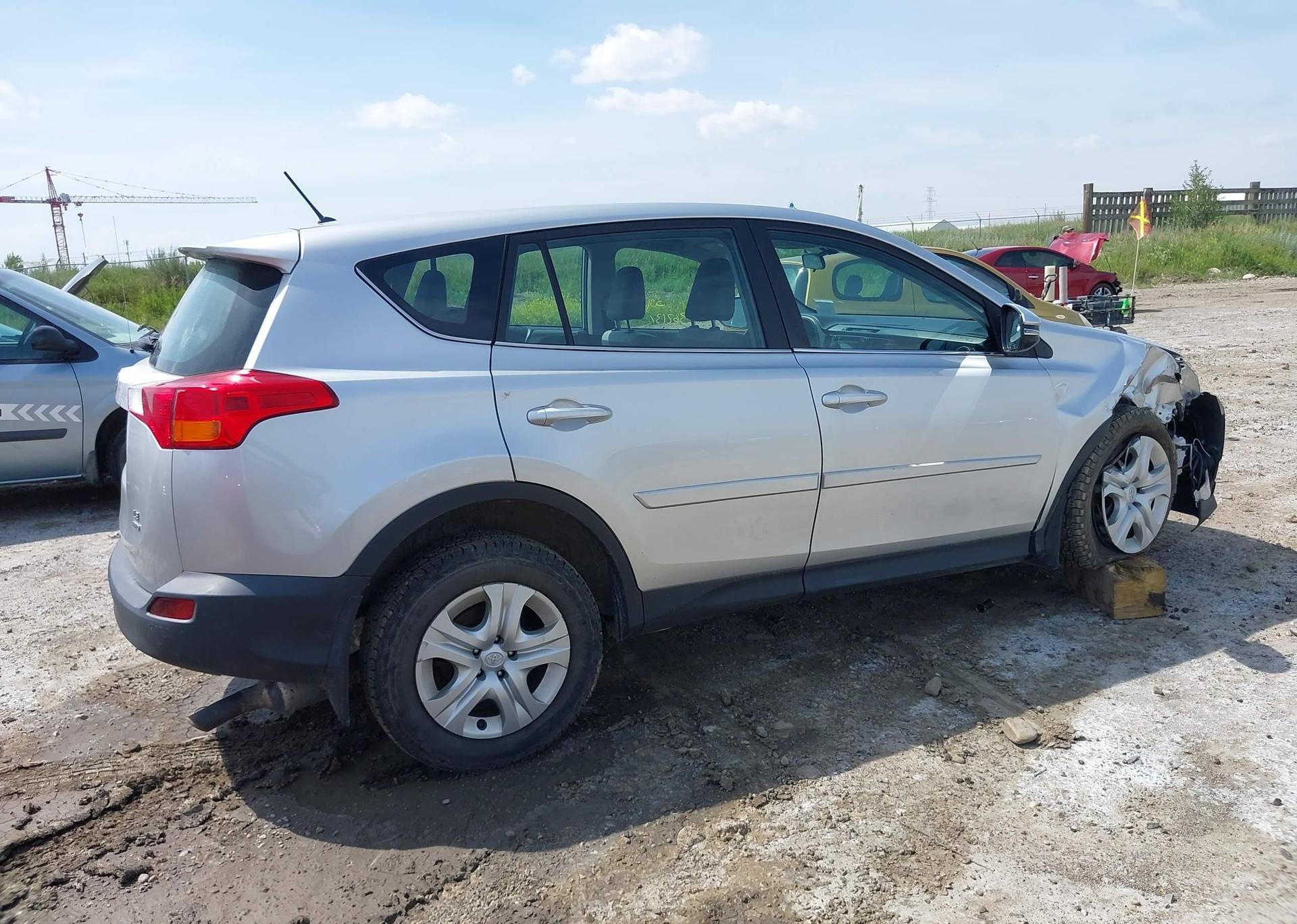 2014 TOYOTA RAV4 LE