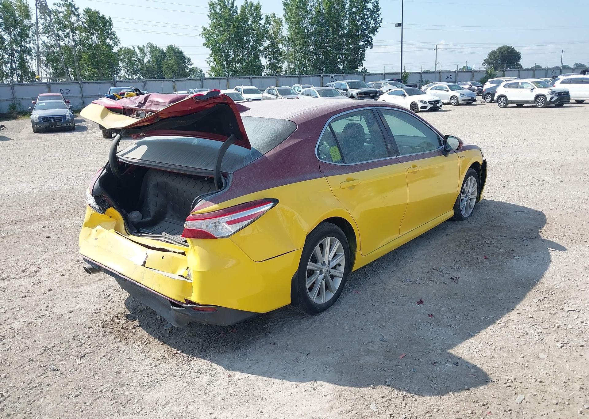 2018 TOYOTA CAMRY HYBRID