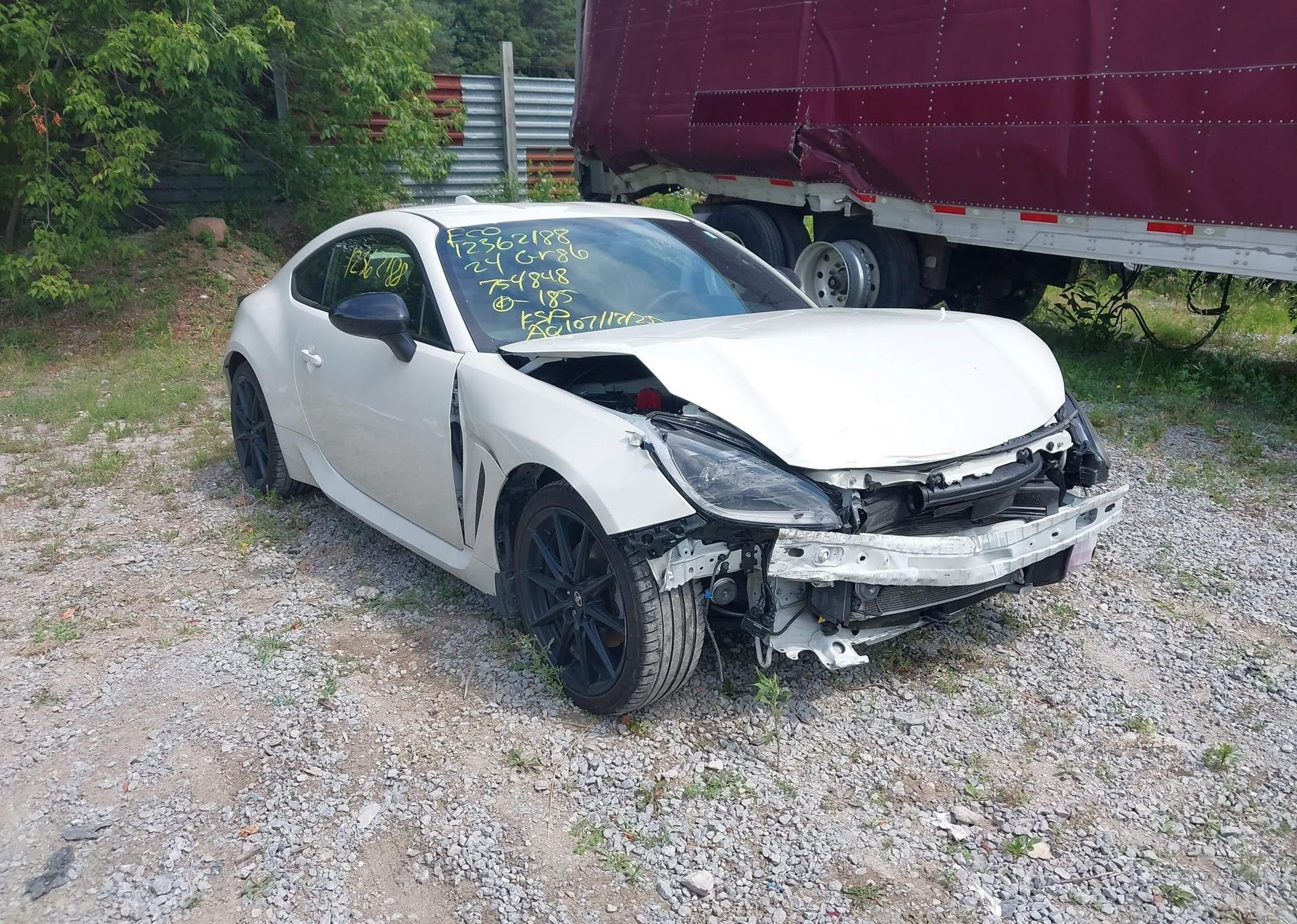 2024 TOYOTA GR86 PREMIUM