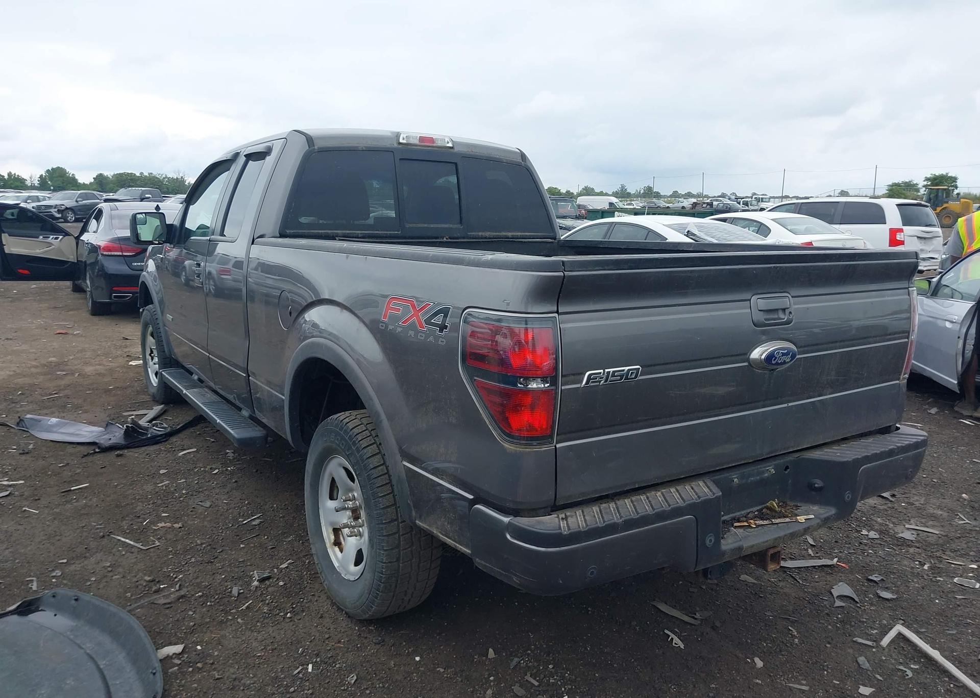 2013 FORD F150 SUPER CAB